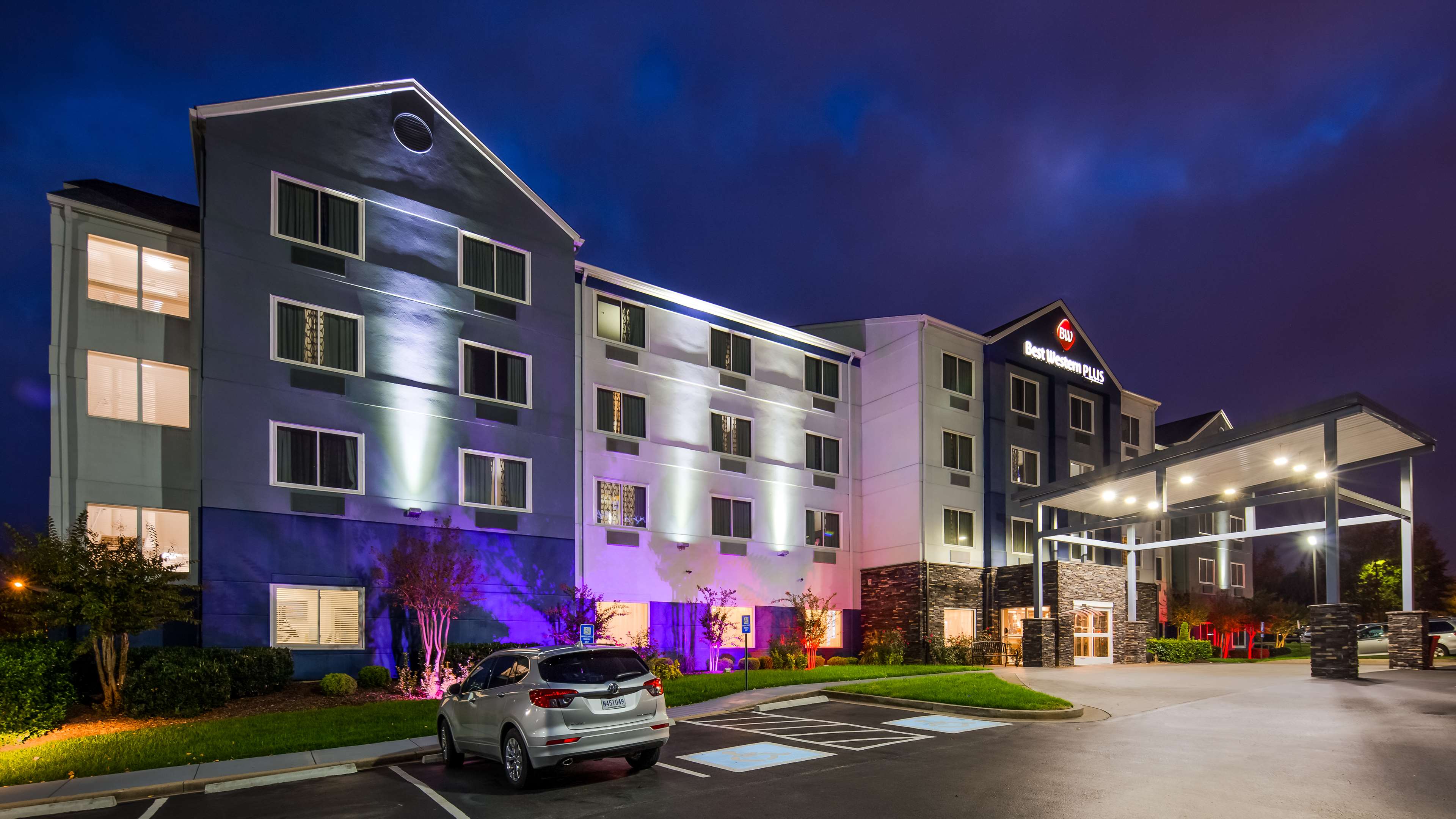 Best Western Plus Nashville Airport Hotel Photo