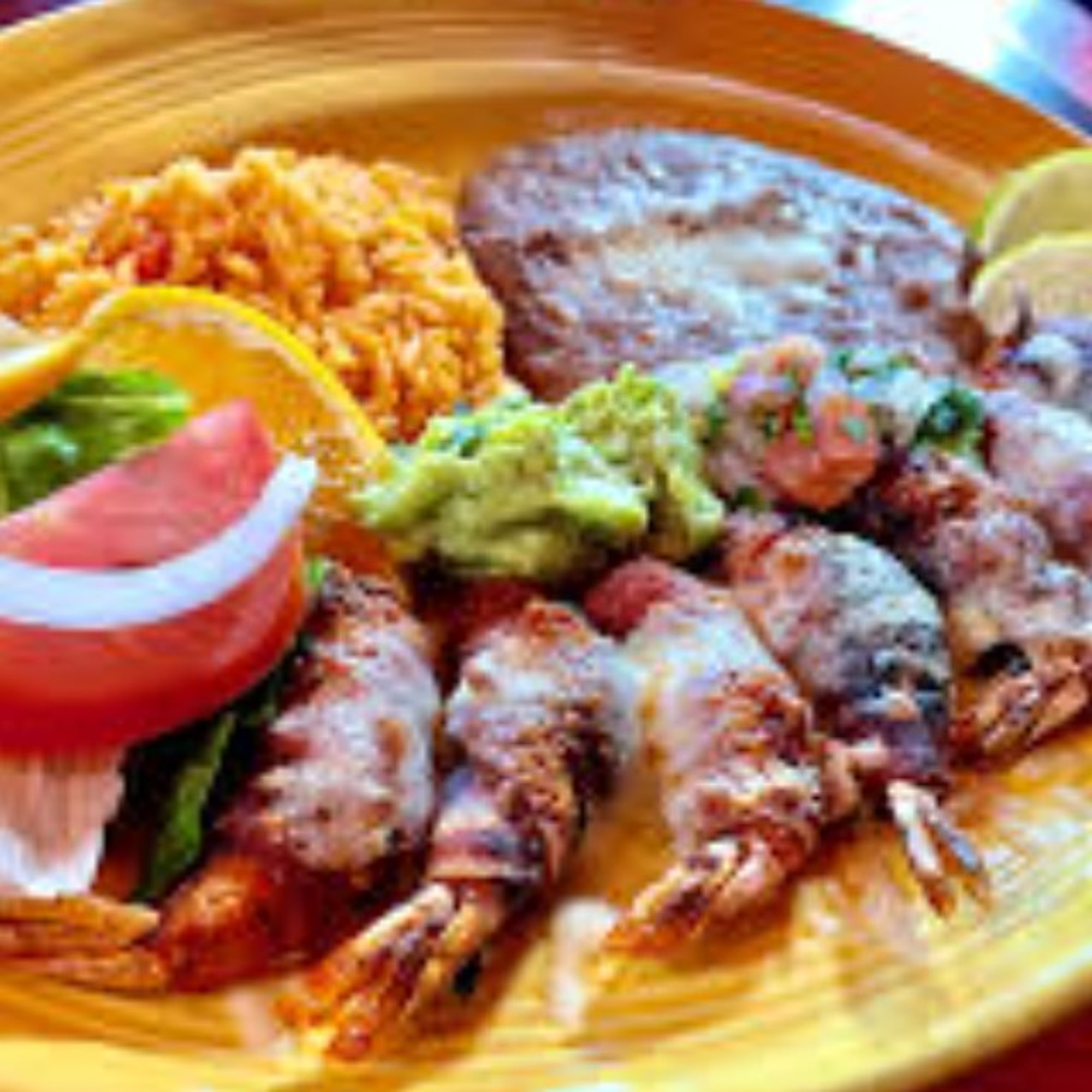 Camarones Con Tocino