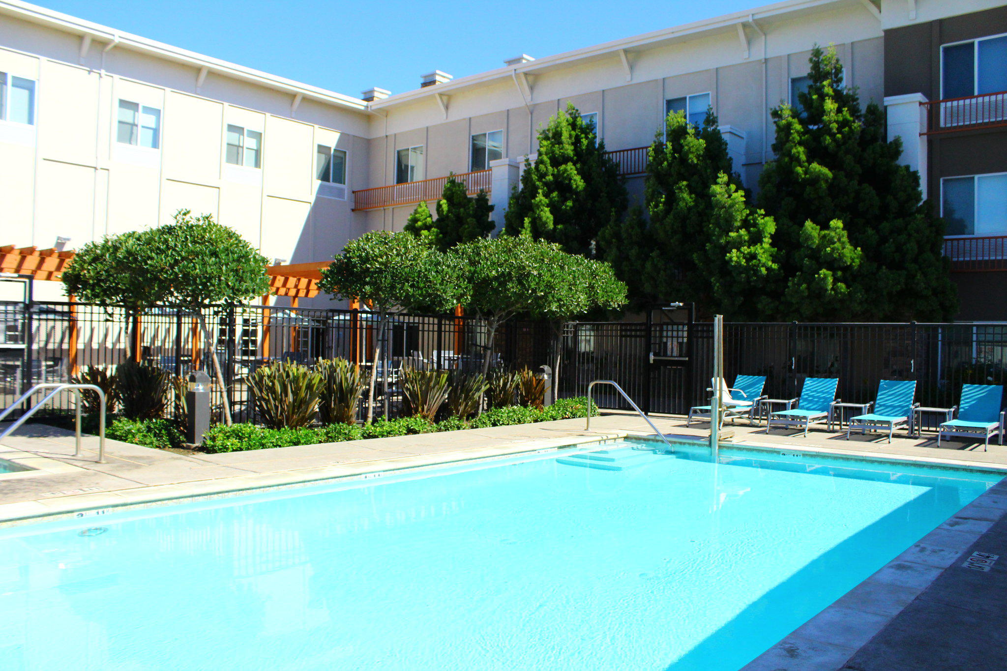 Holiday Inn Express & Suites Napa Valley-American Canyon Photo