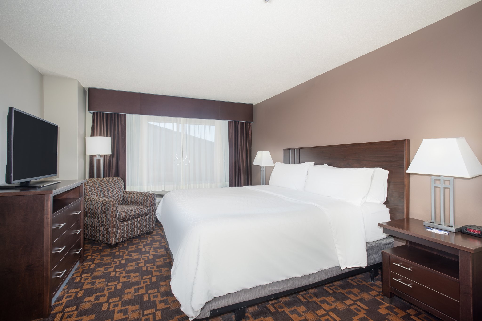 Holiday Inn Express & Suites Yankton by IHG Image