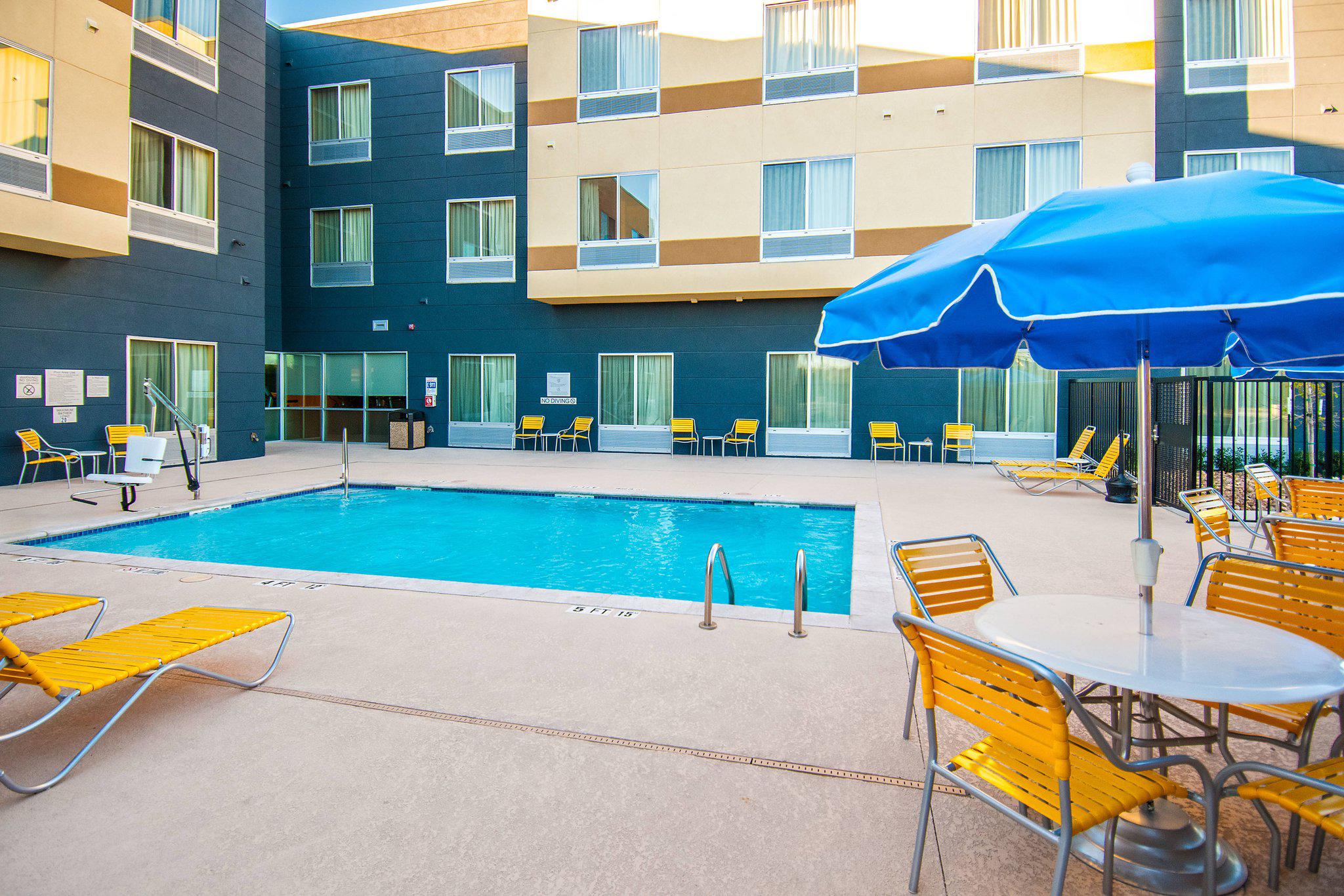 Fairfield Inn & Suites by Marriott San Antonio Brooks City Base Photo