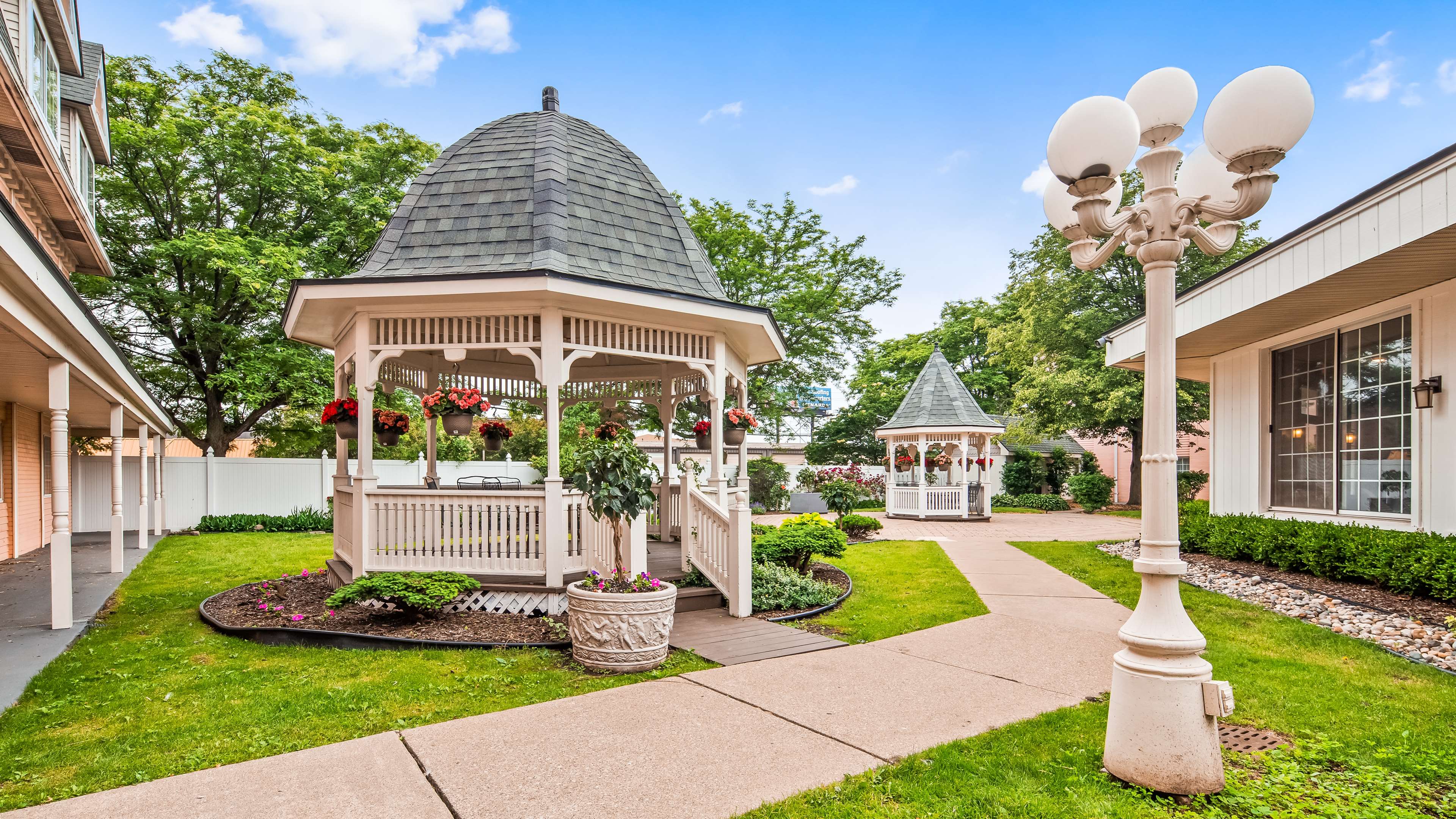 Best Western Greenfield Inn Photo