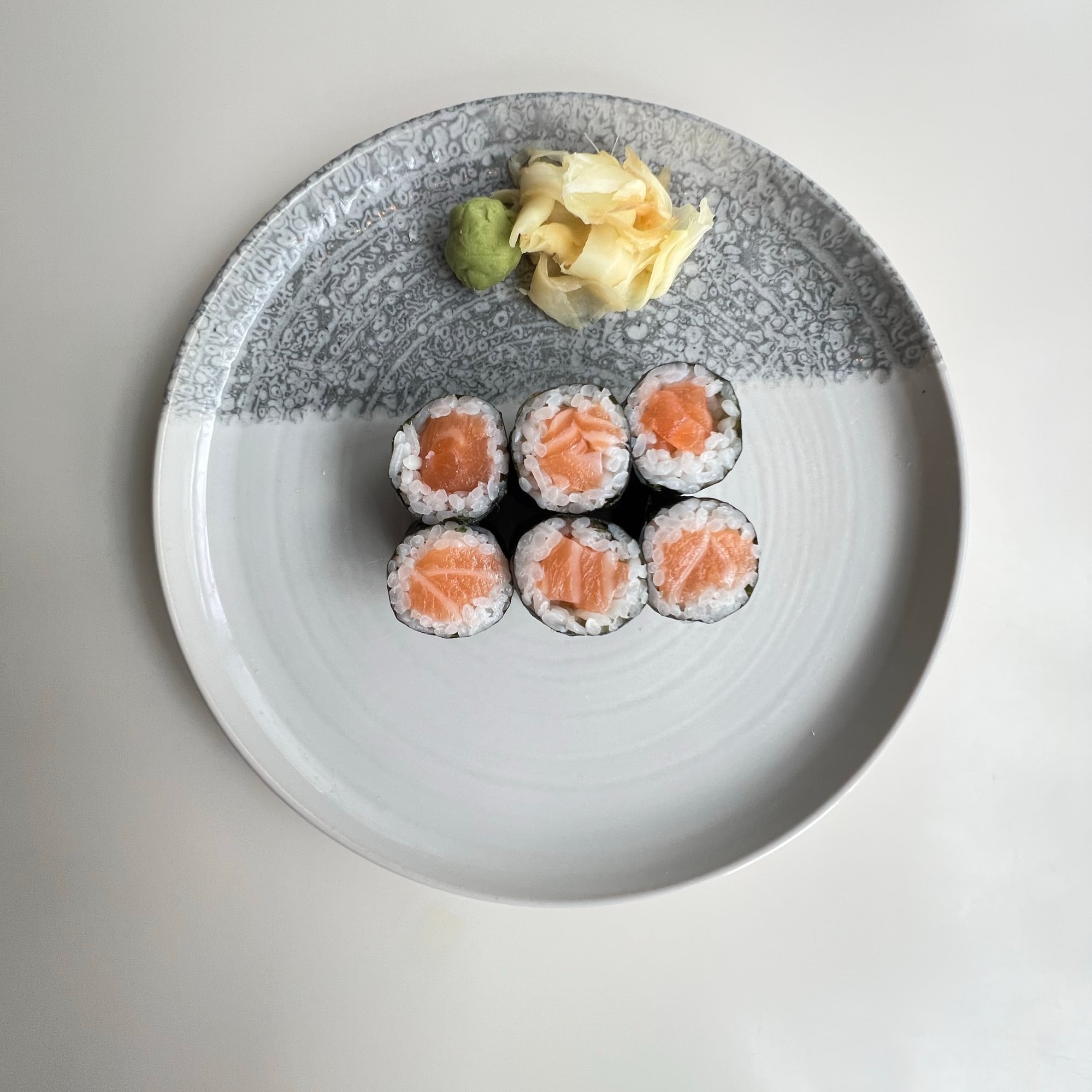 Salmon Maki