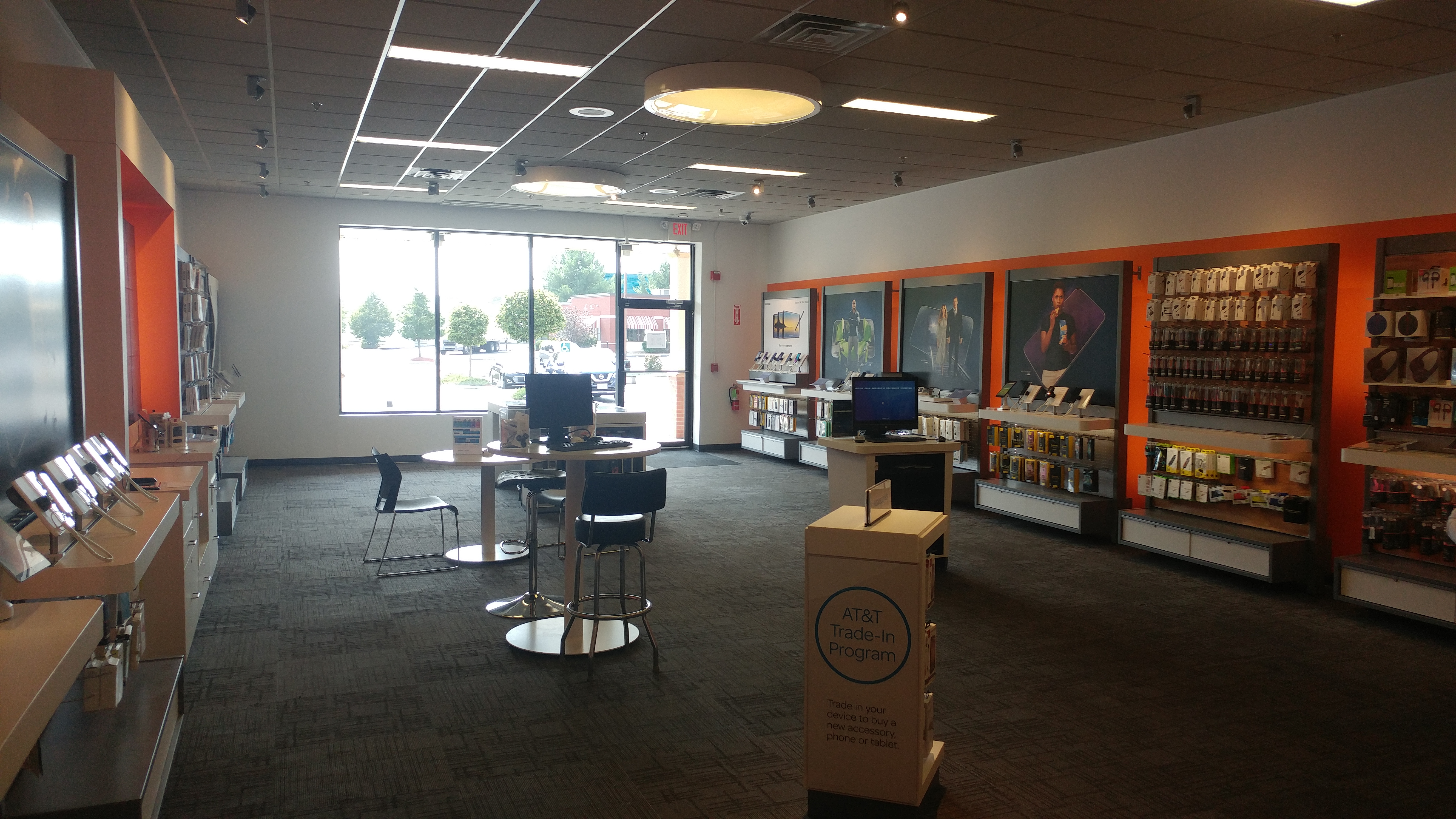 AT&T Store Photo