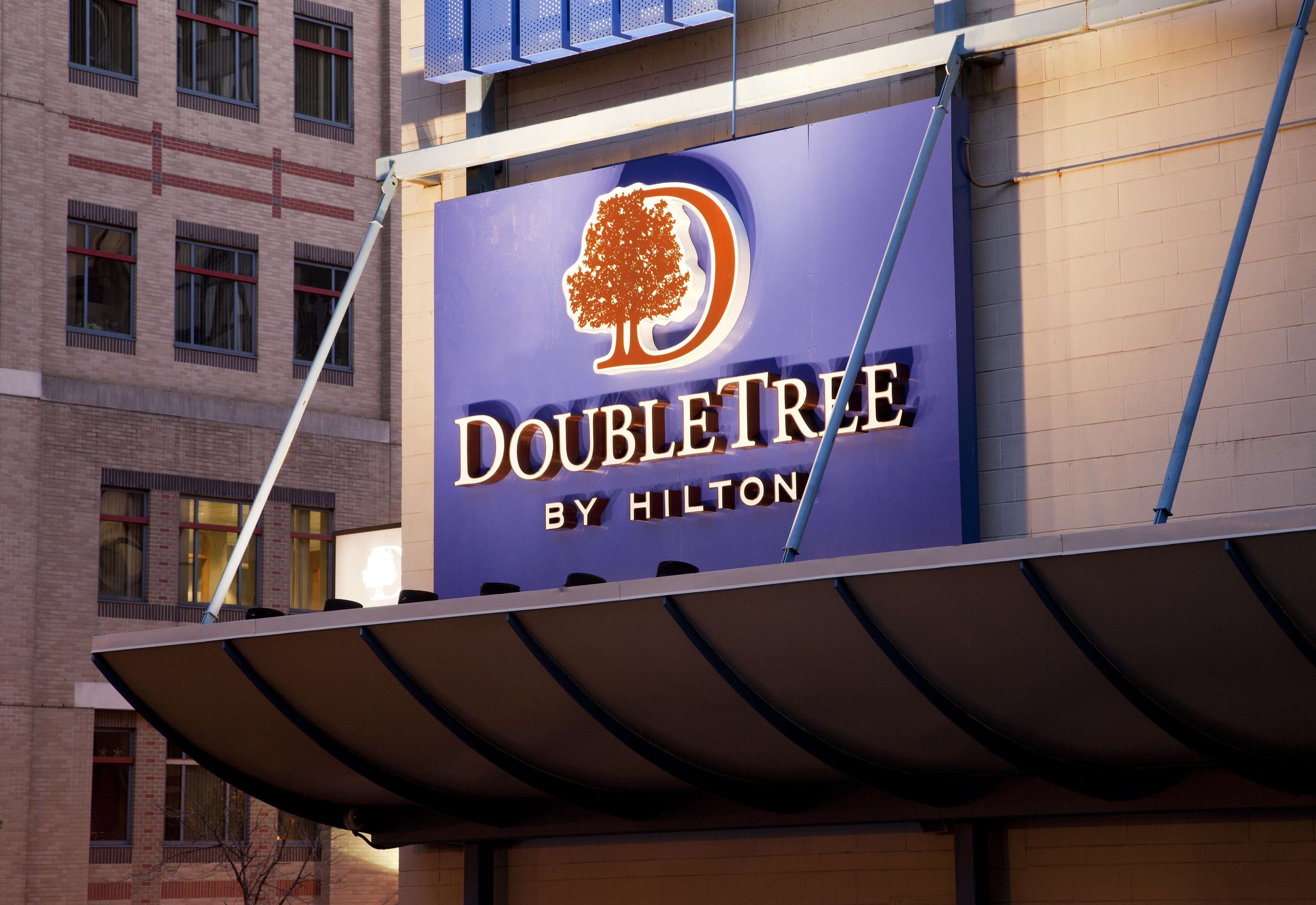 DoubleTree by Hilton Hotel Boston - Downtown Photo