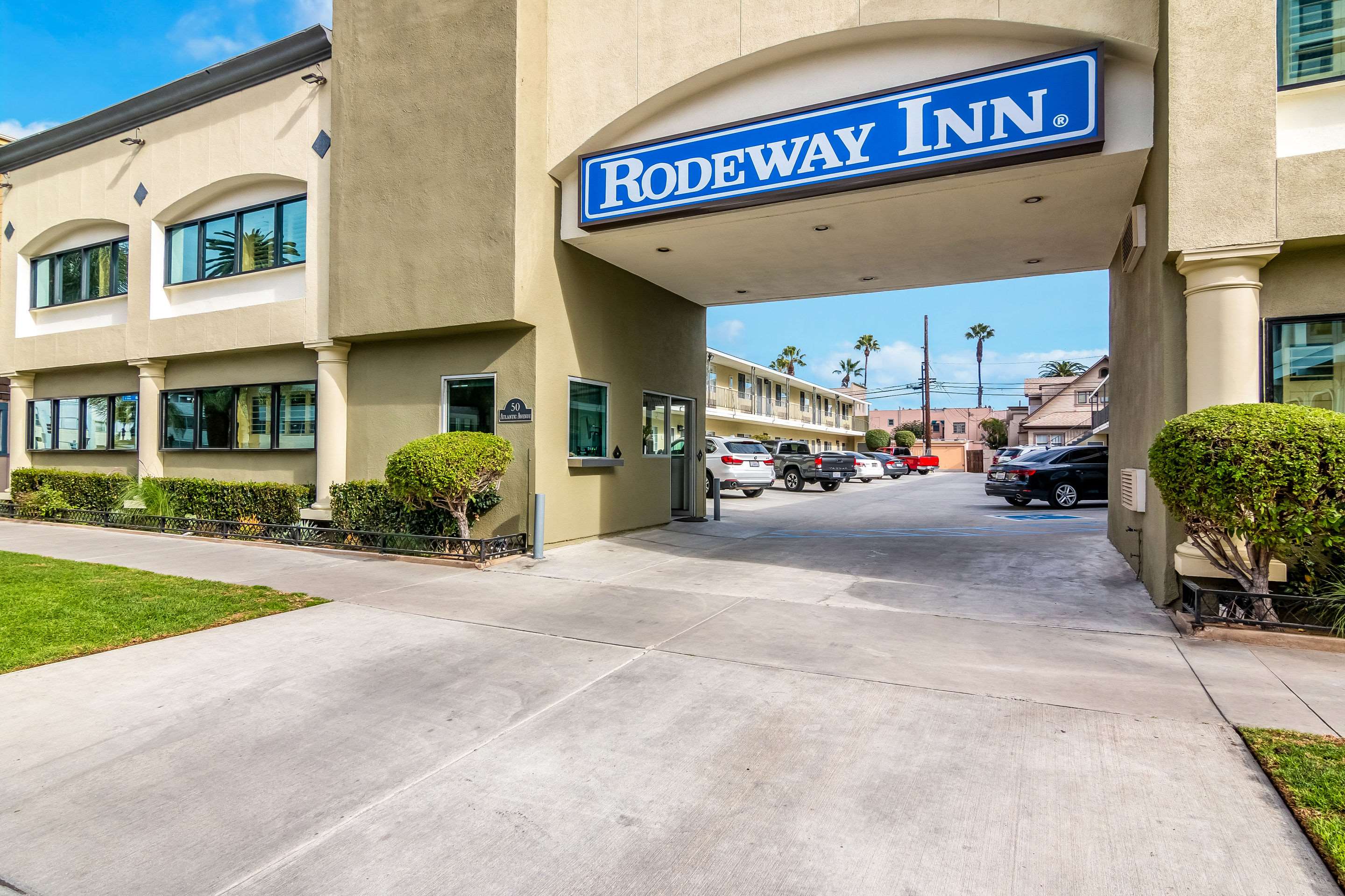 Rodeway Inn Long Beach Convention Center Photo