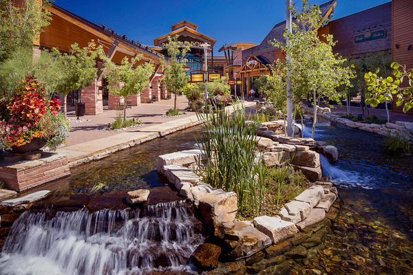 Great water feature Park Meadows Mall in Lone Tree, CO.