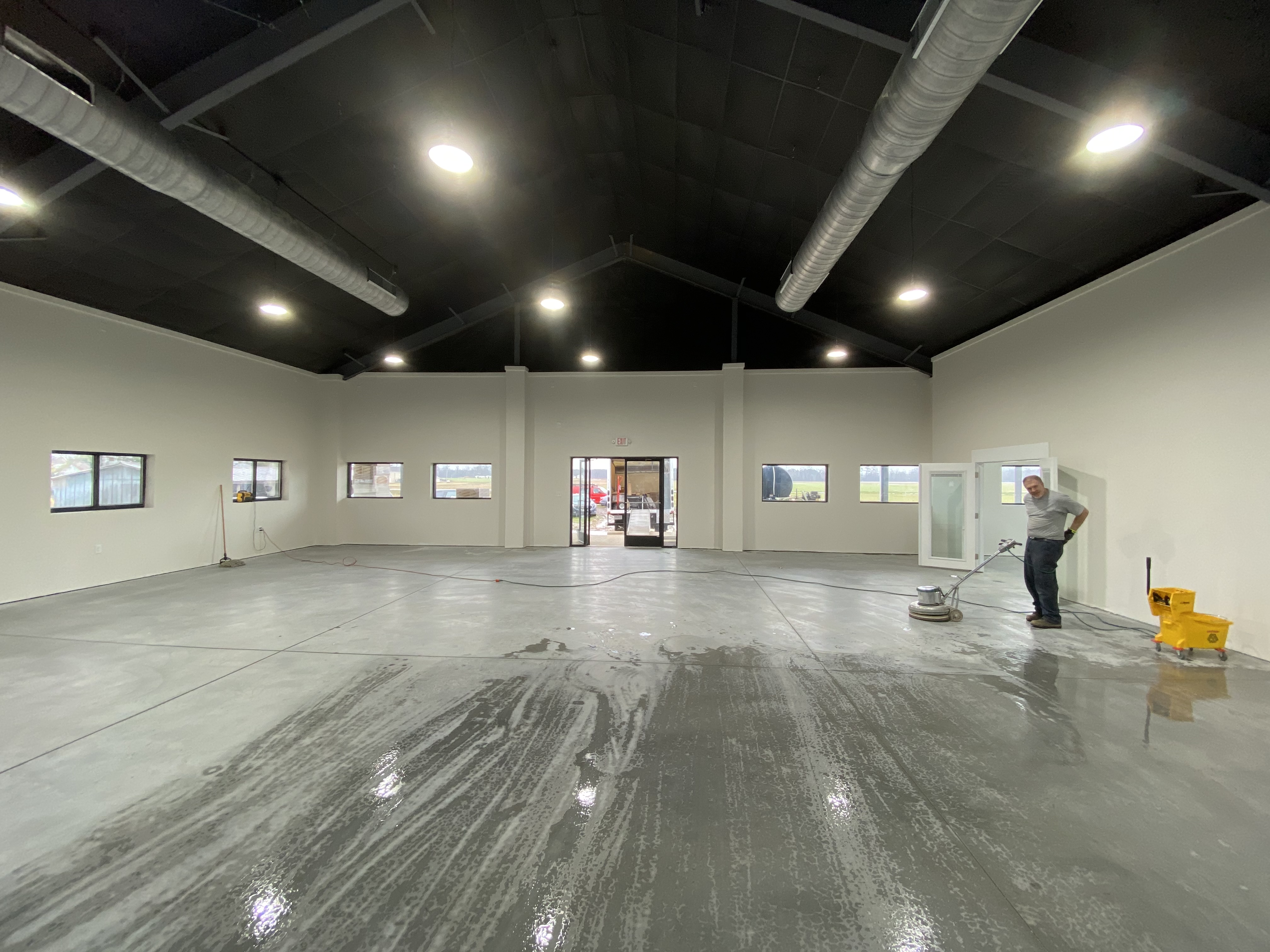 A Man With A Brush Image