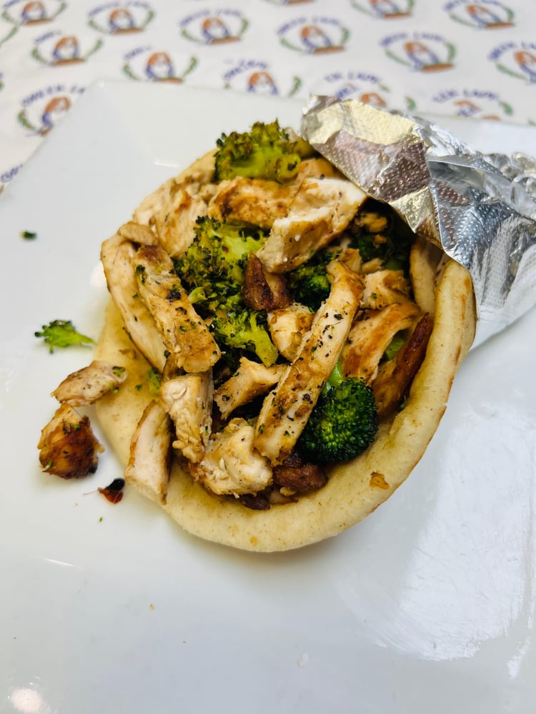 Grilled Chicken & Broccoli