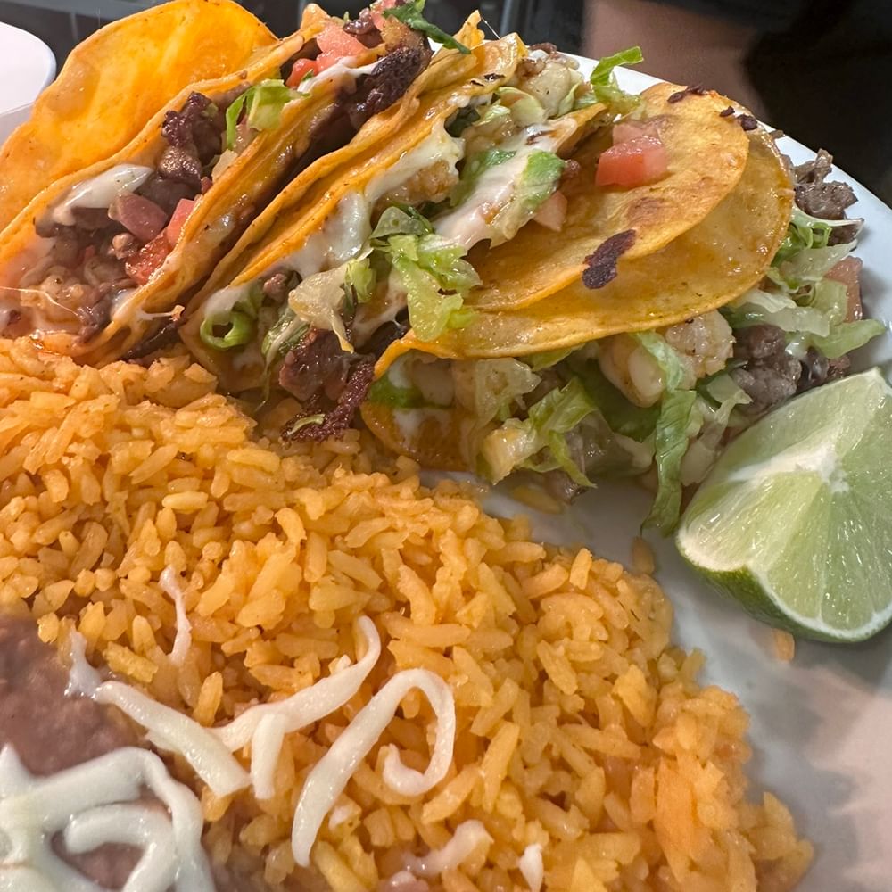 Quesa Tacos