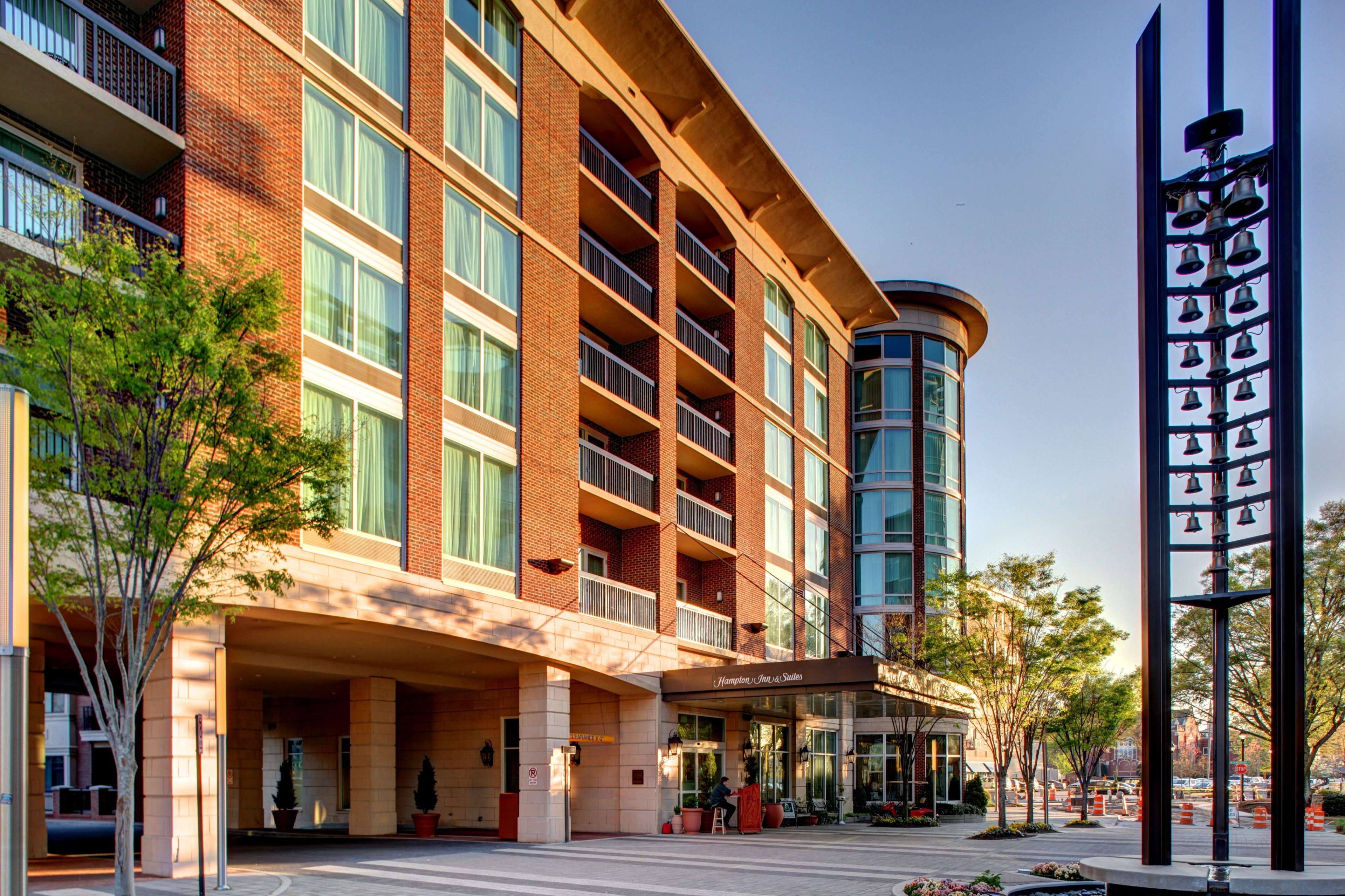 Hampton Inn & Suites Greenville-Downtown-RiverPlace Photo