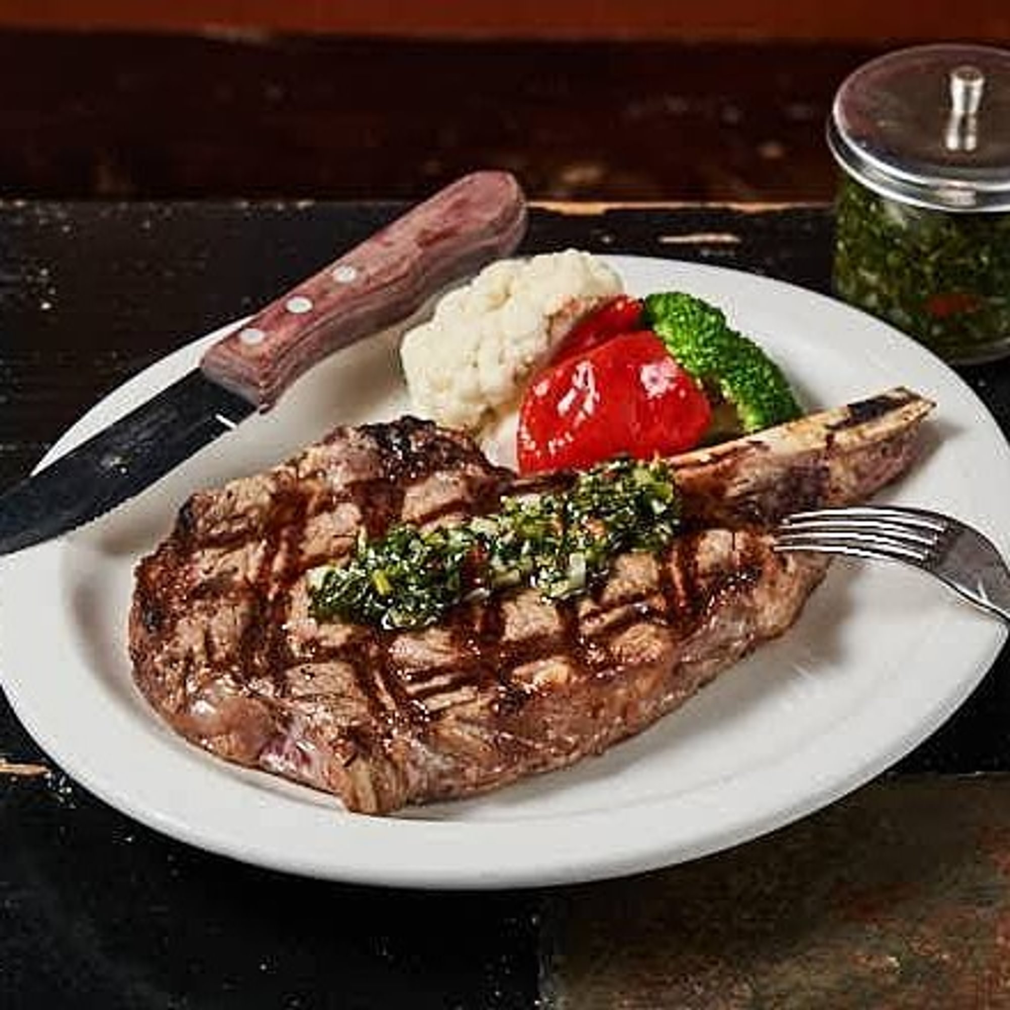U.S.D.A Prime T-Bone 32 Oz (Dry Aged)