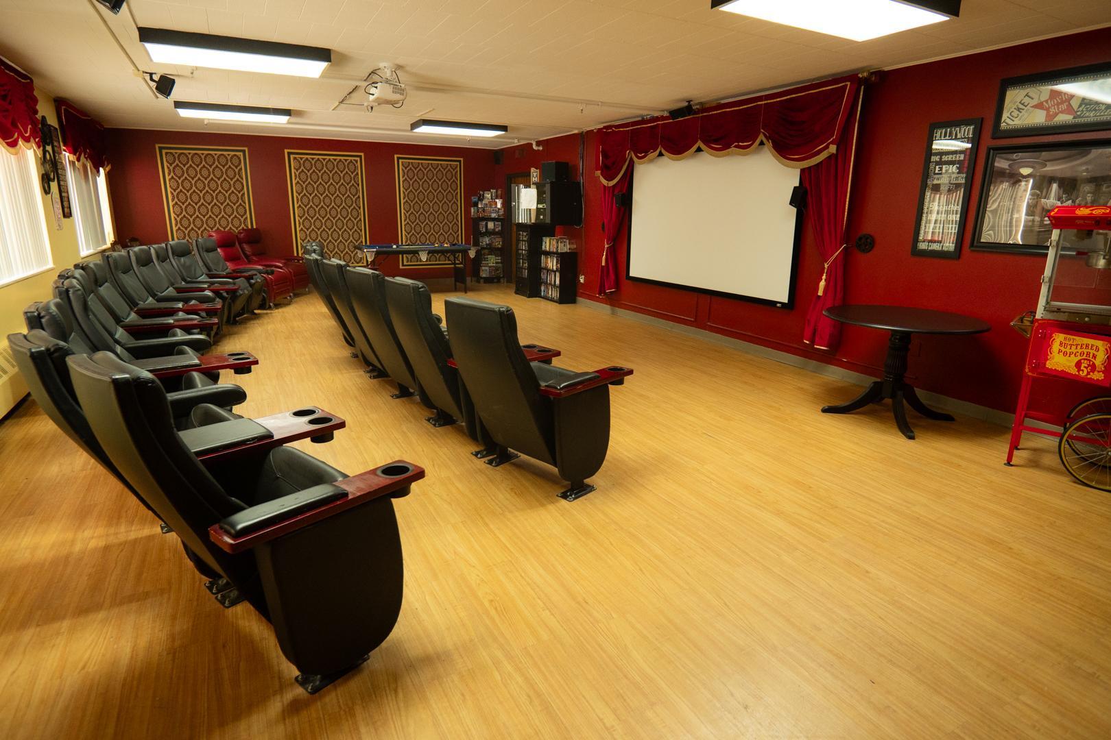 Cedar Woods Assisted Living & Memory Care Image