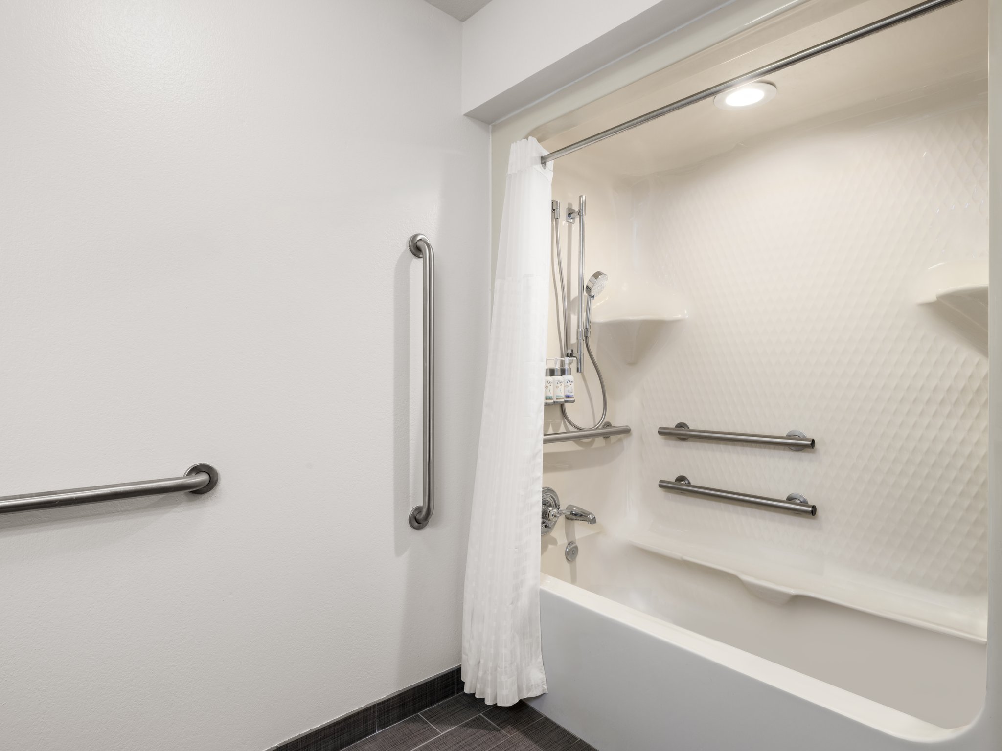 Garner Hotel Page – Lake Powell Area by IHG Image