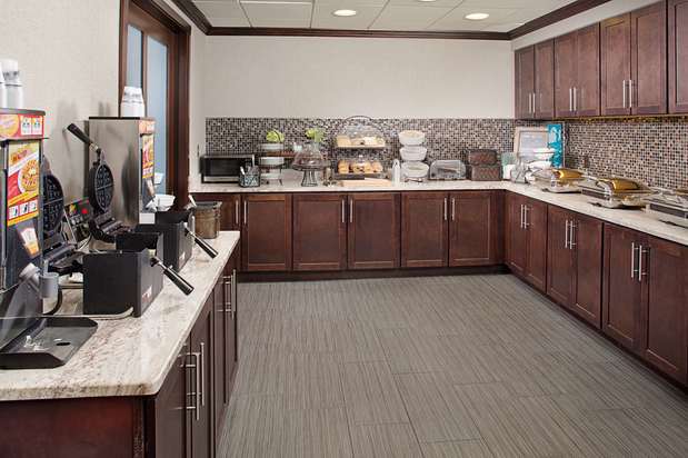 Images Homewood Suites by Hilton Manchester/Airport