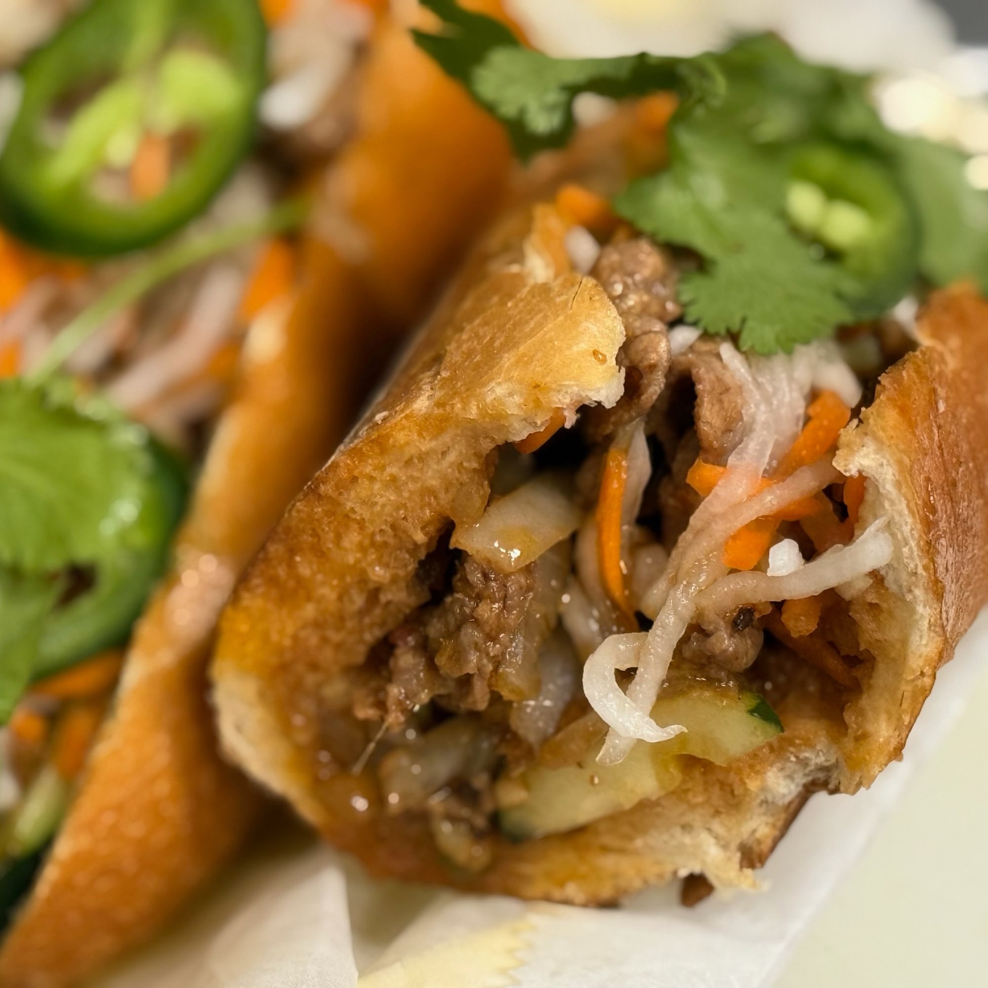 BM-S1 - Bánh Mì Bò Xào Xả Ớt - Lemongrass Beef