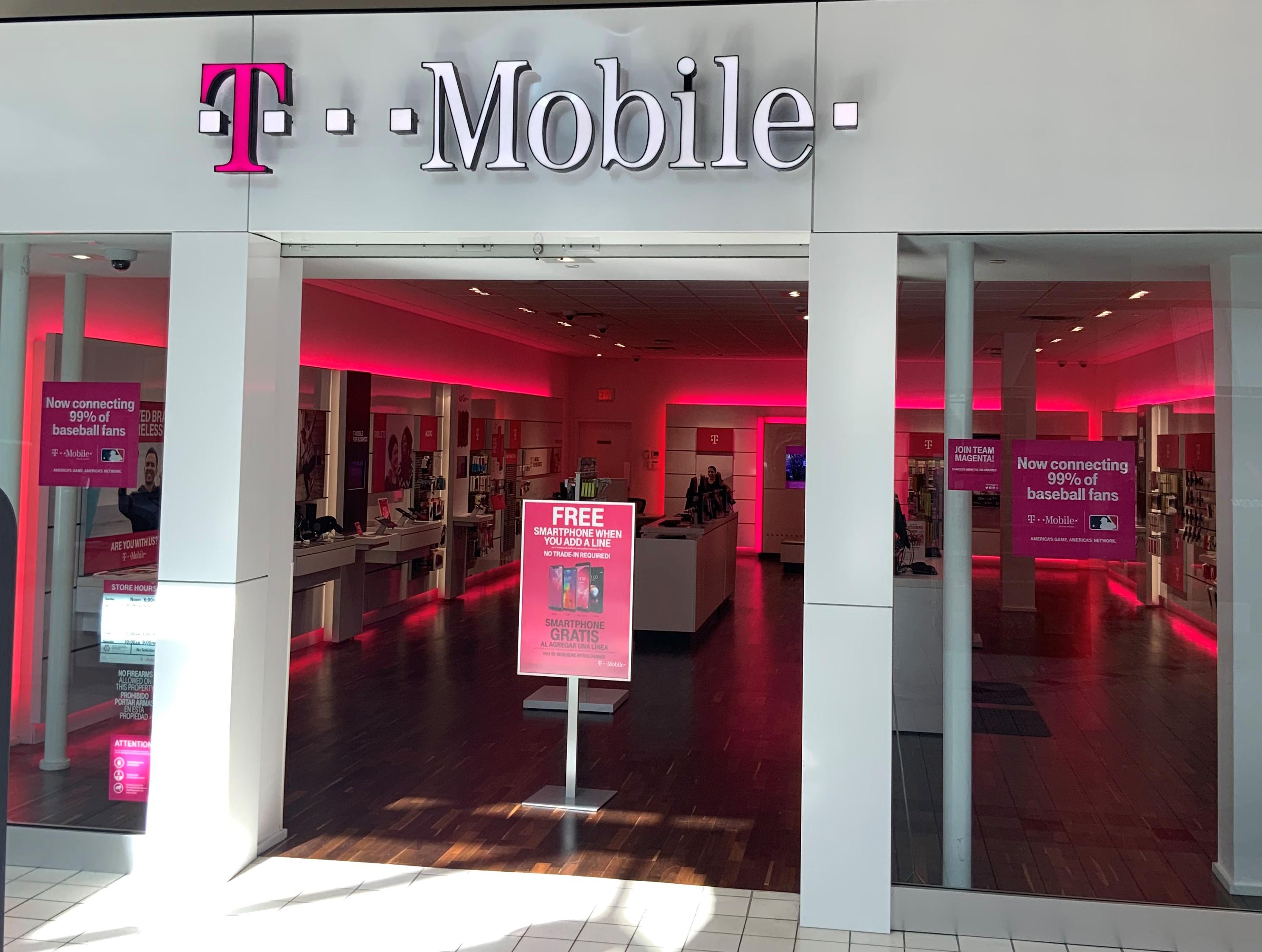 T-Mobile - Cell Phone Store - Port Charlotte, FL 33948 t-mobile oak harbor washington