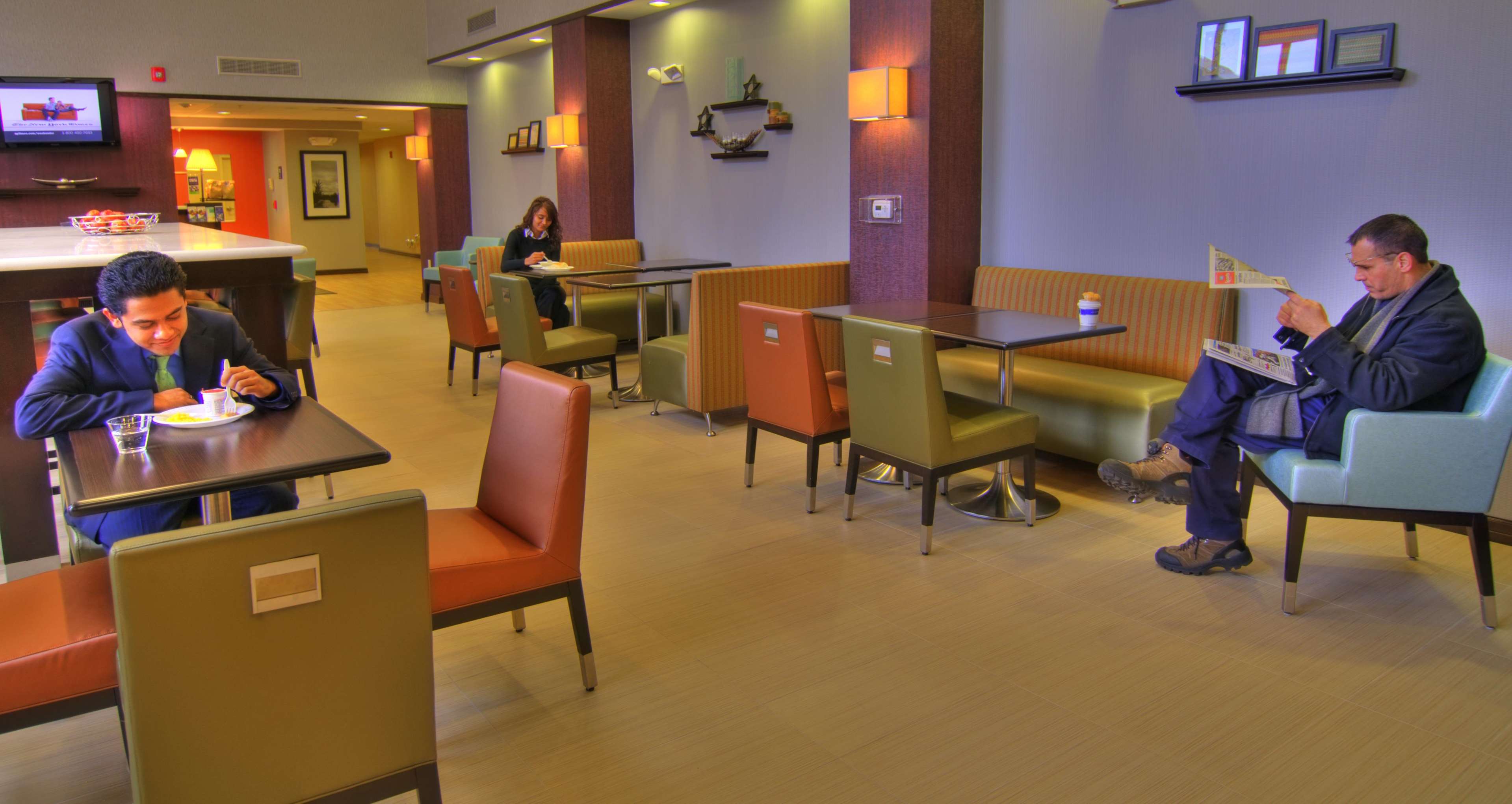 Hampton Inn & Suites Parsippany/North Photo