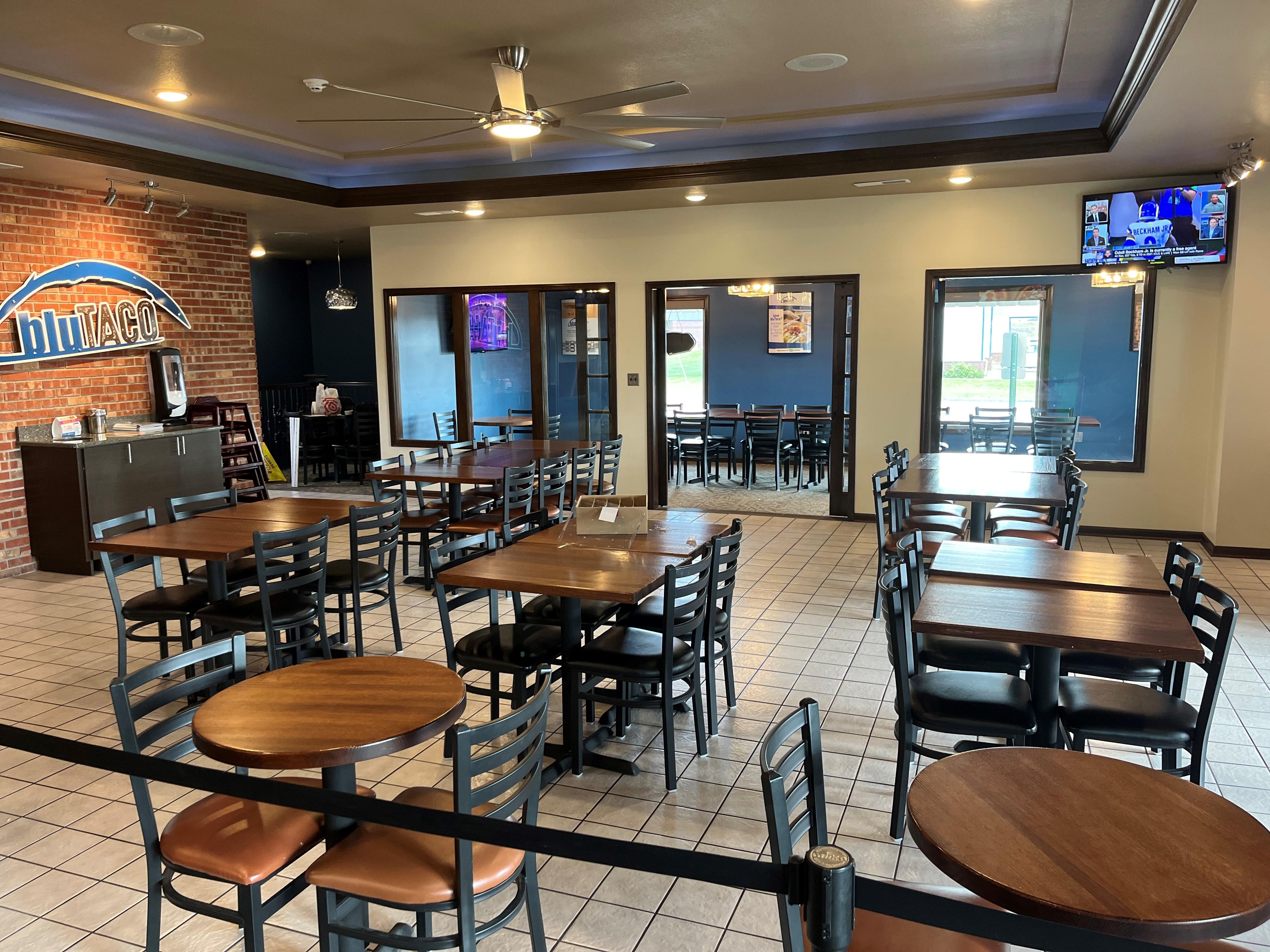 Hangar 54 Pizza Image