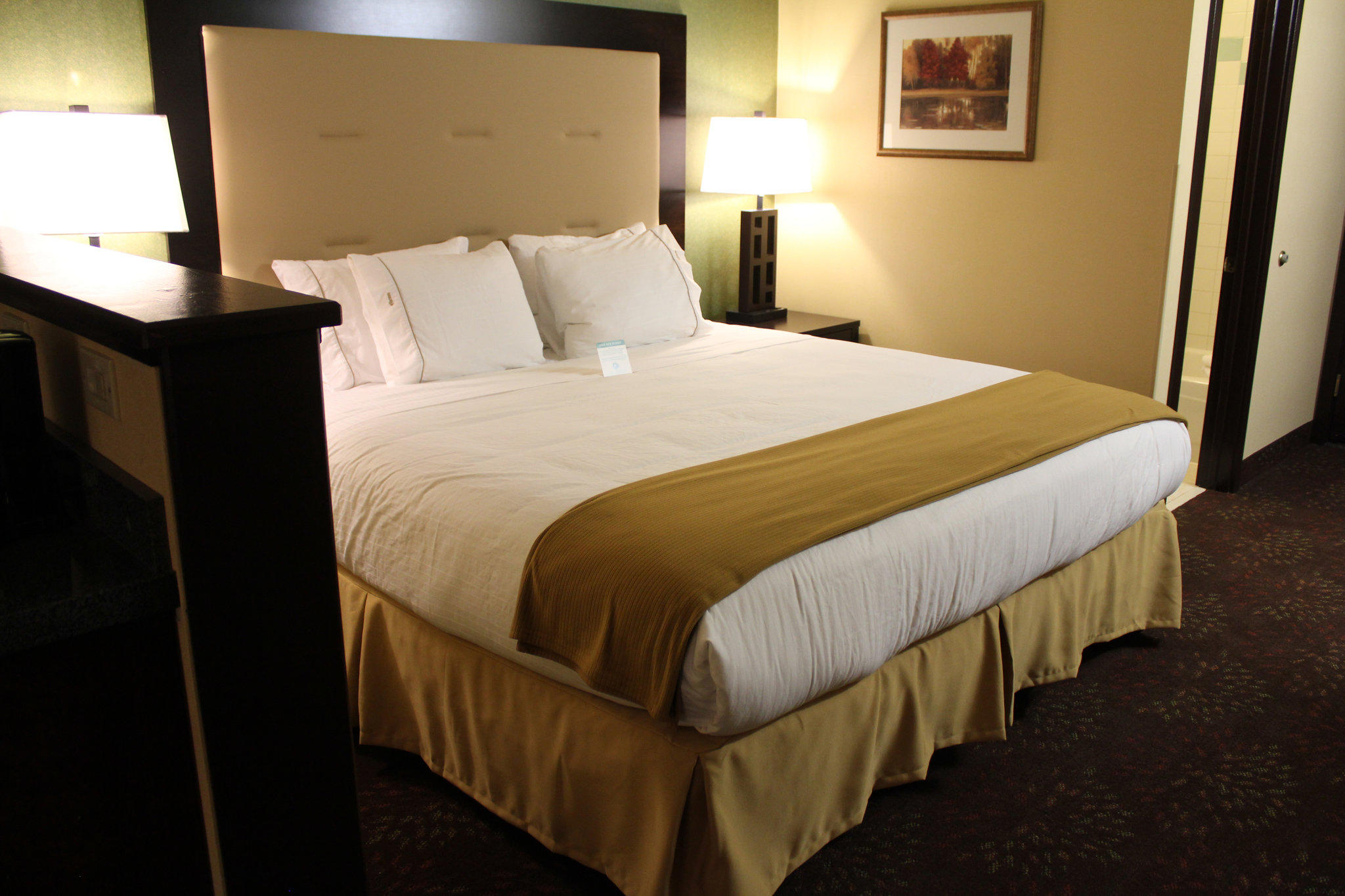 Holiday Inn Express Portland East - Troutdale Photo