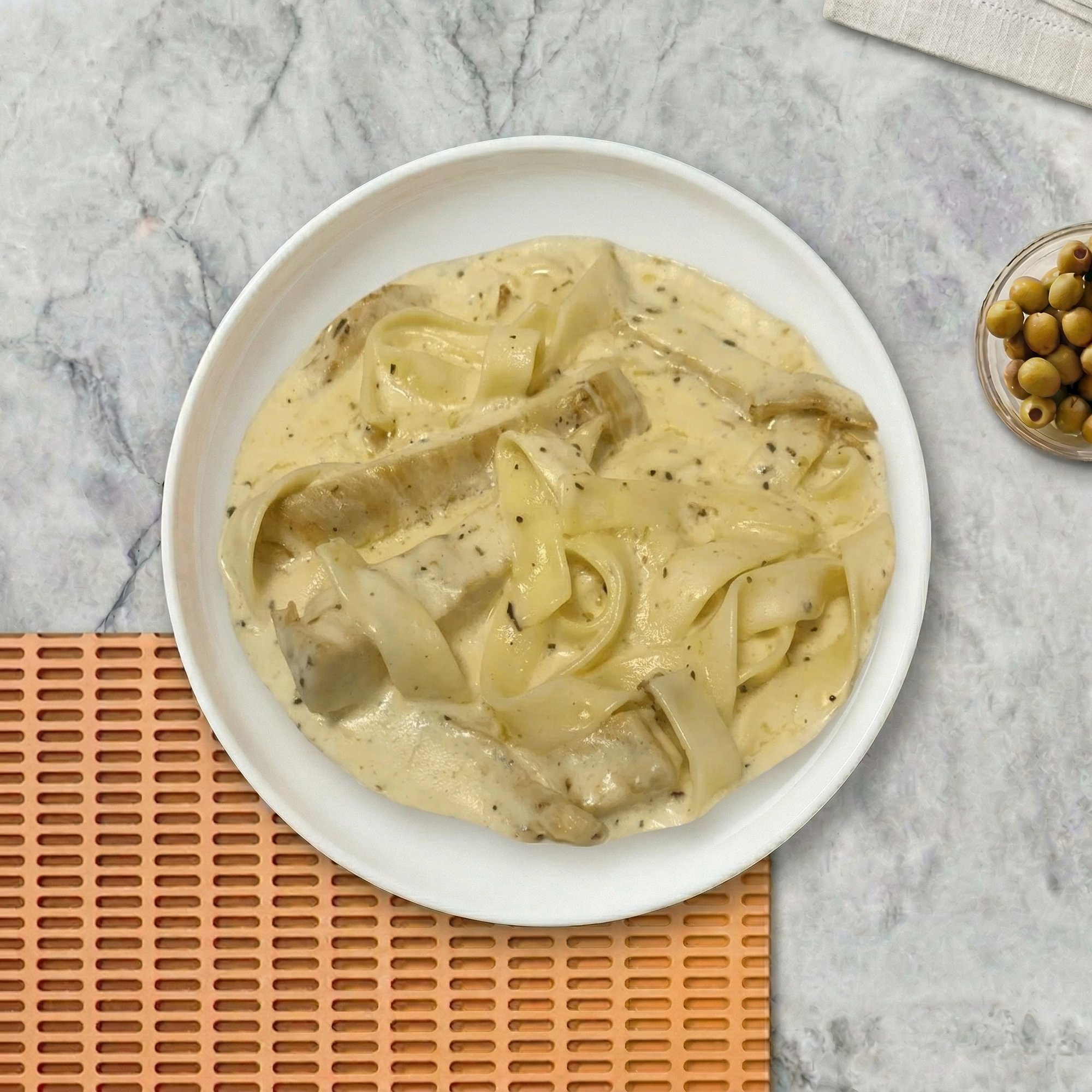 Kid’s Fettuccine Alfredo