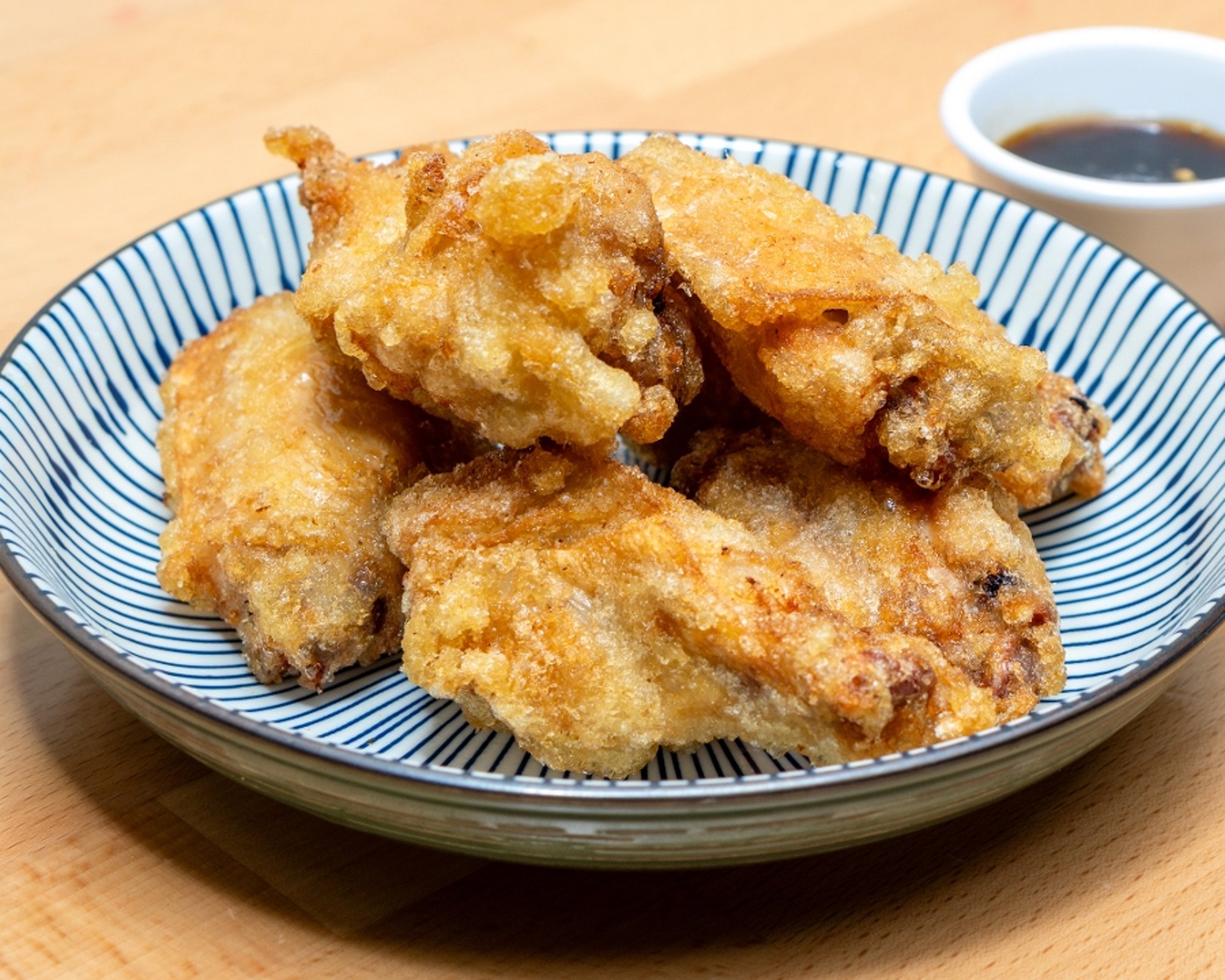 CHICKEN WINGS