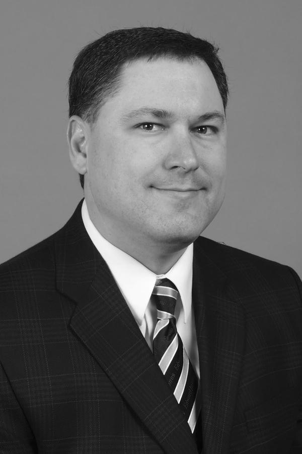 Edward Jones - Financial Advisor: Jeff Sustarsic, AAMS® Photo