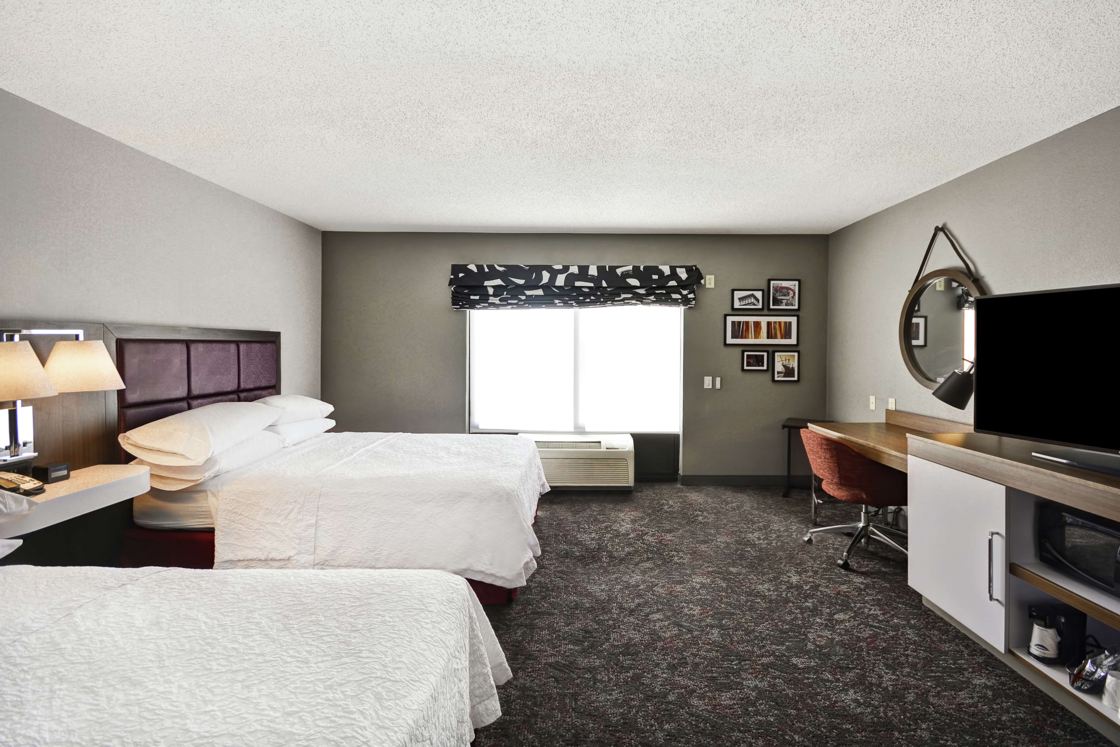 Hampton Inn & Suites Columbus-Easton Area Photo