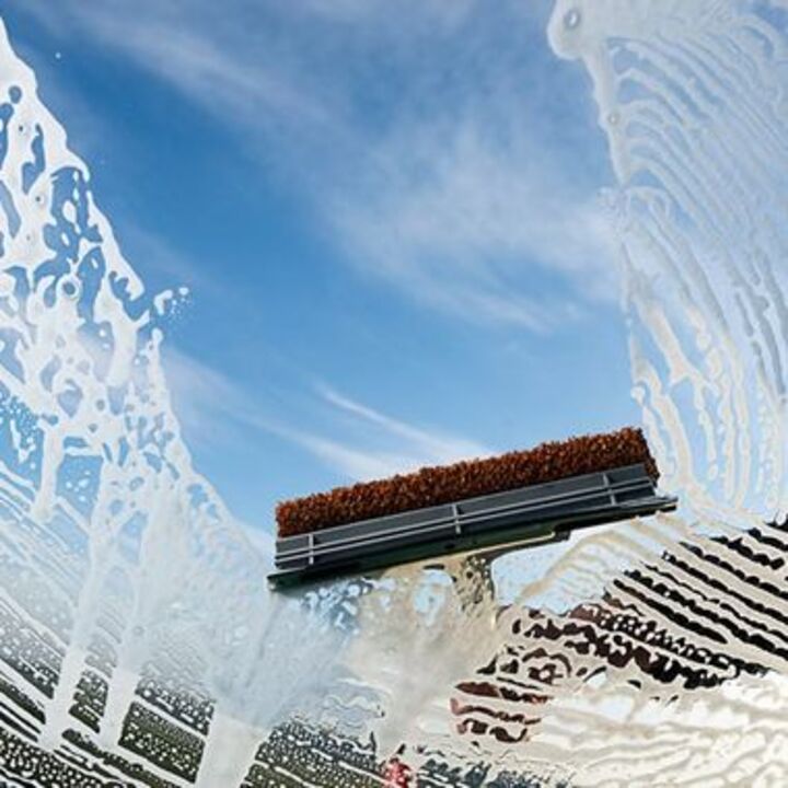 Chuck's Window Cleaning Image