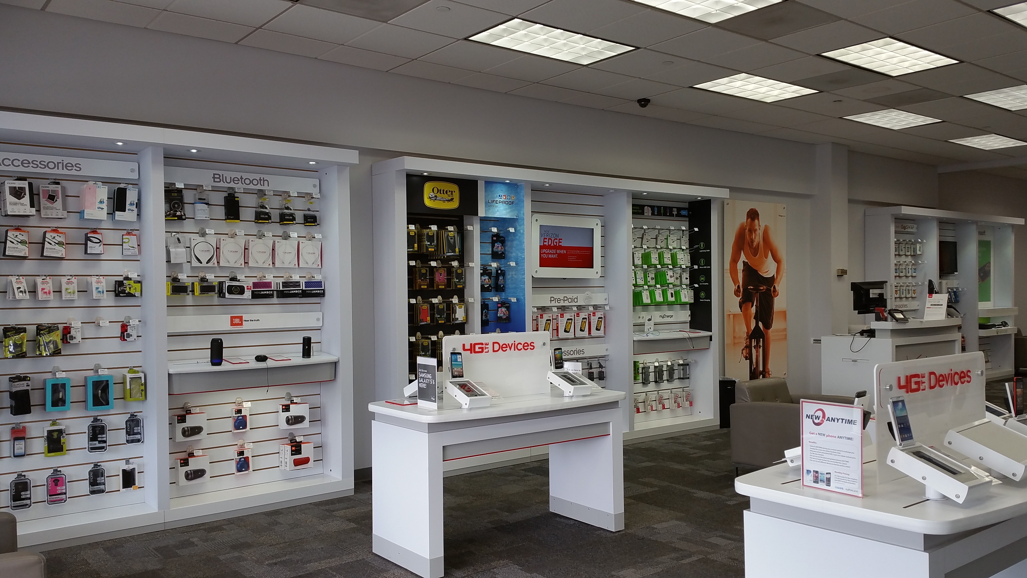 Verizon Authorized Retailer – GoWireless Photo