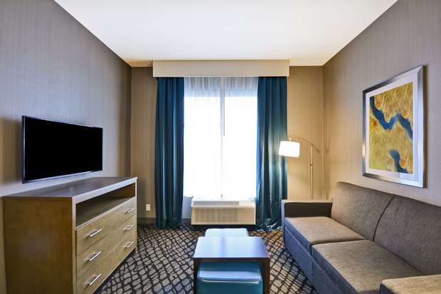 Images Homewood Suites by Hilton Warren Detroit