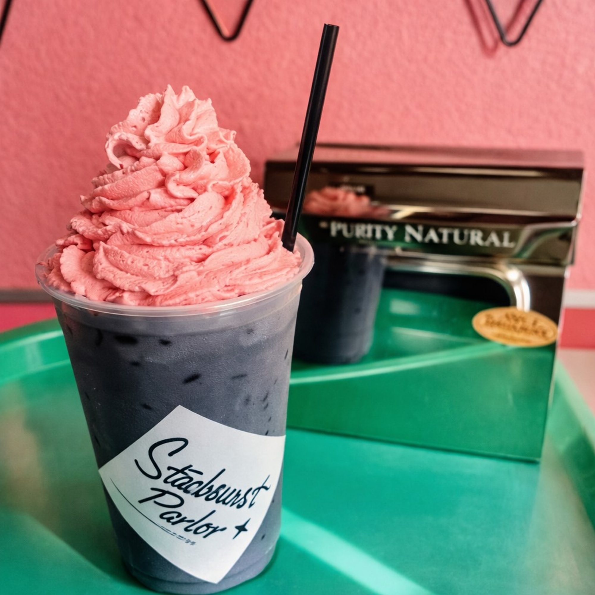Unicorn Blood: Hibiscus Berry Milk Tea 32oz