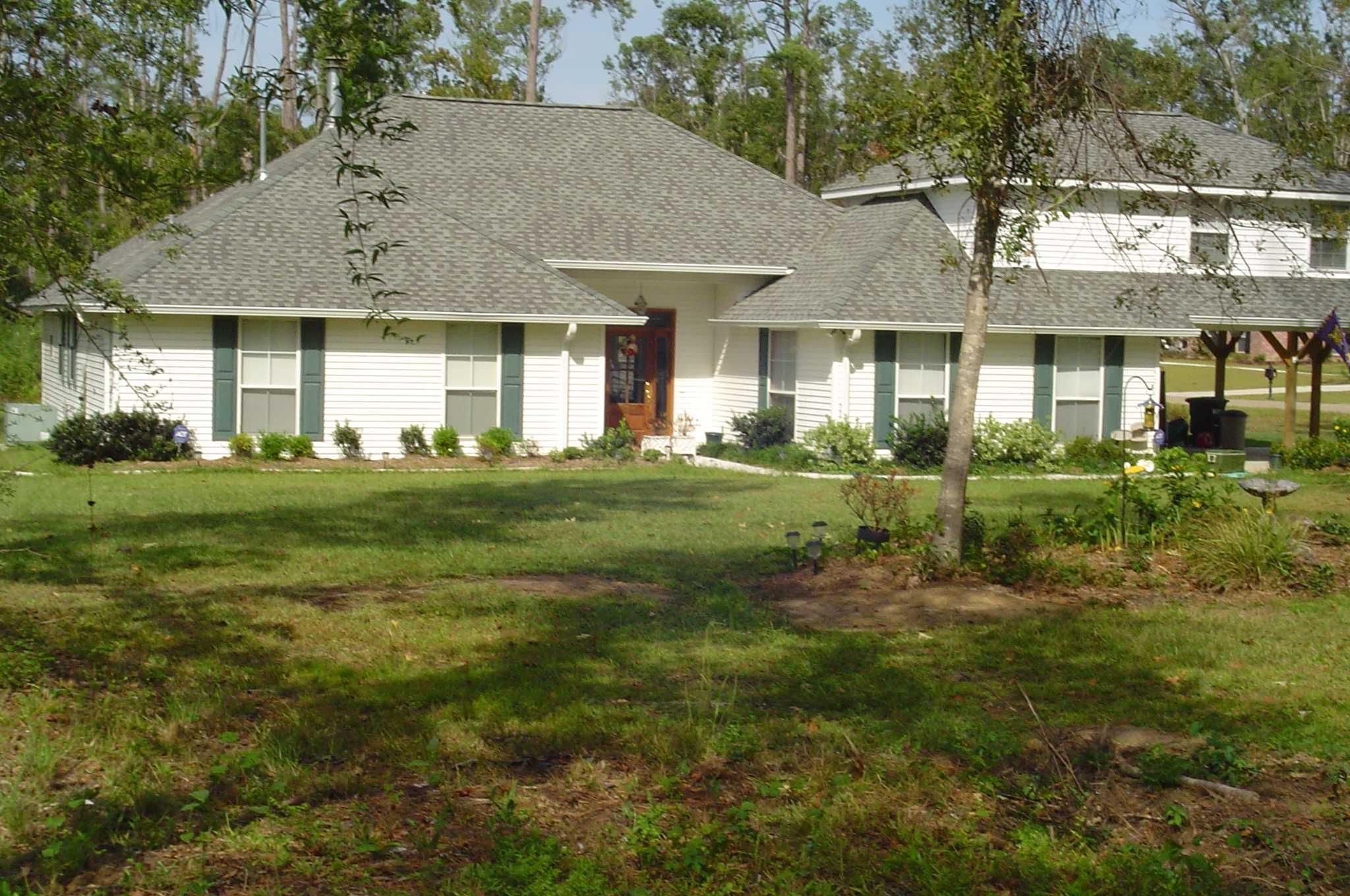 Ibos Roofing Co Image