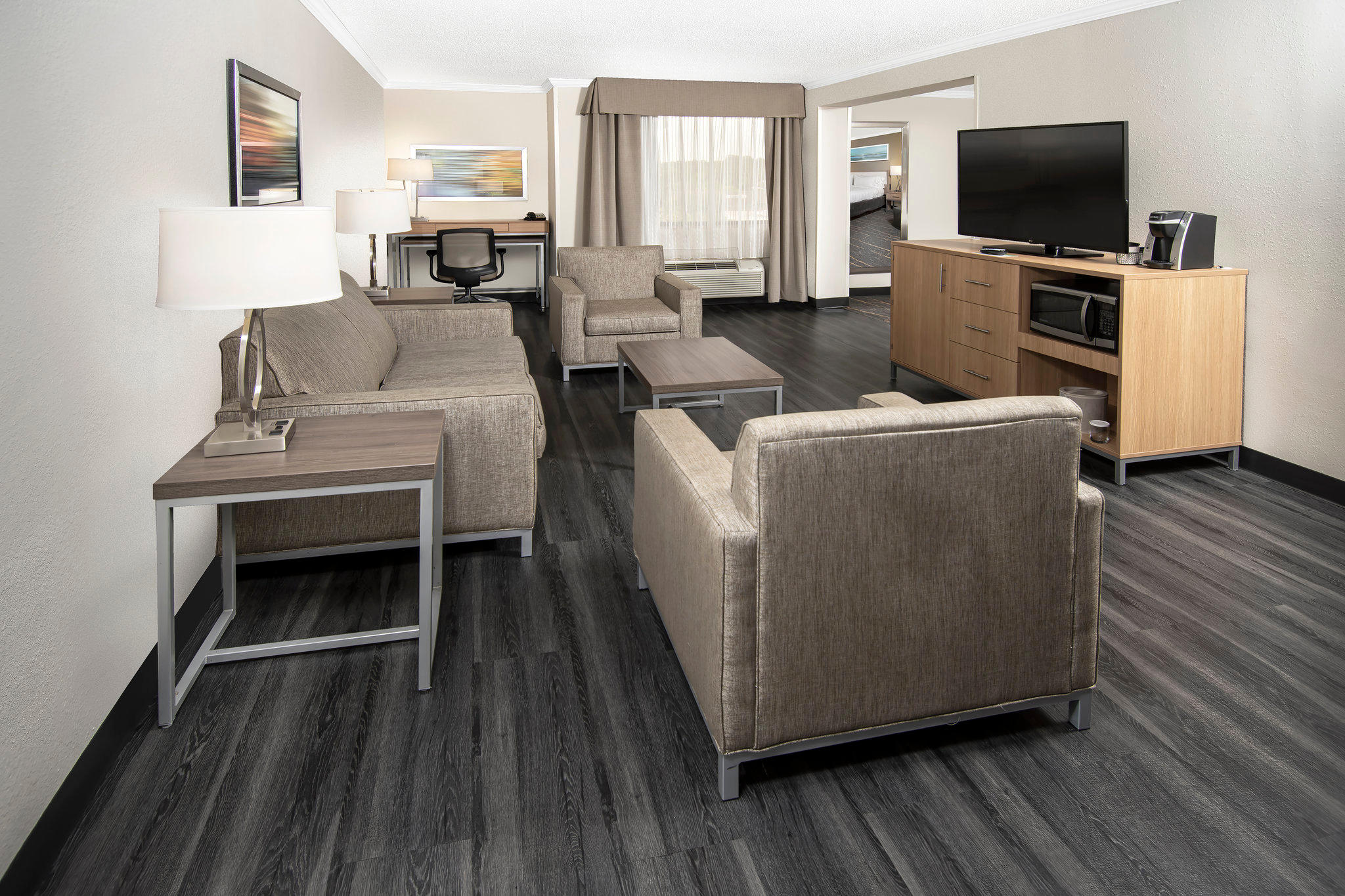 Holiday Inn Greenville by IHG Image