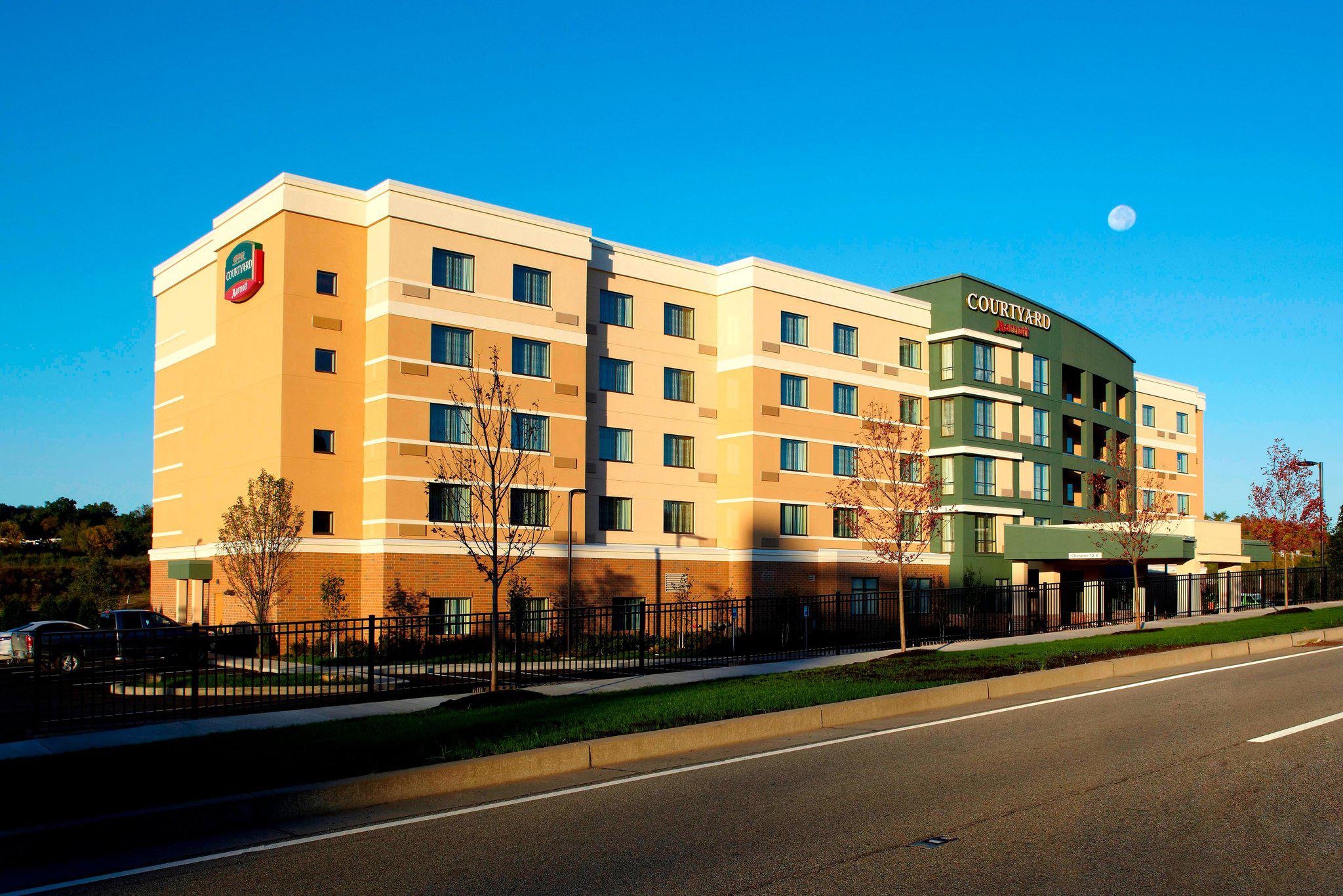 Courtyard by Marriott Pittsburgh Airport Settlers Ridge Photo