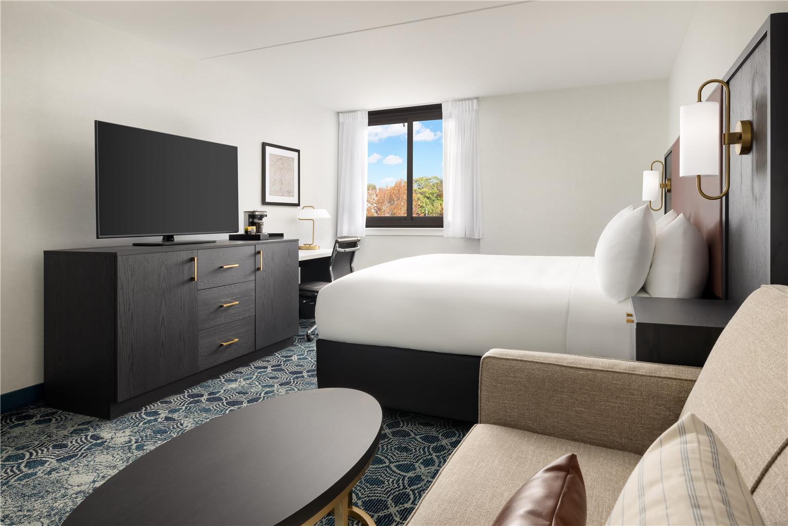 DoubleTree by Hilton Concord Downtown Image