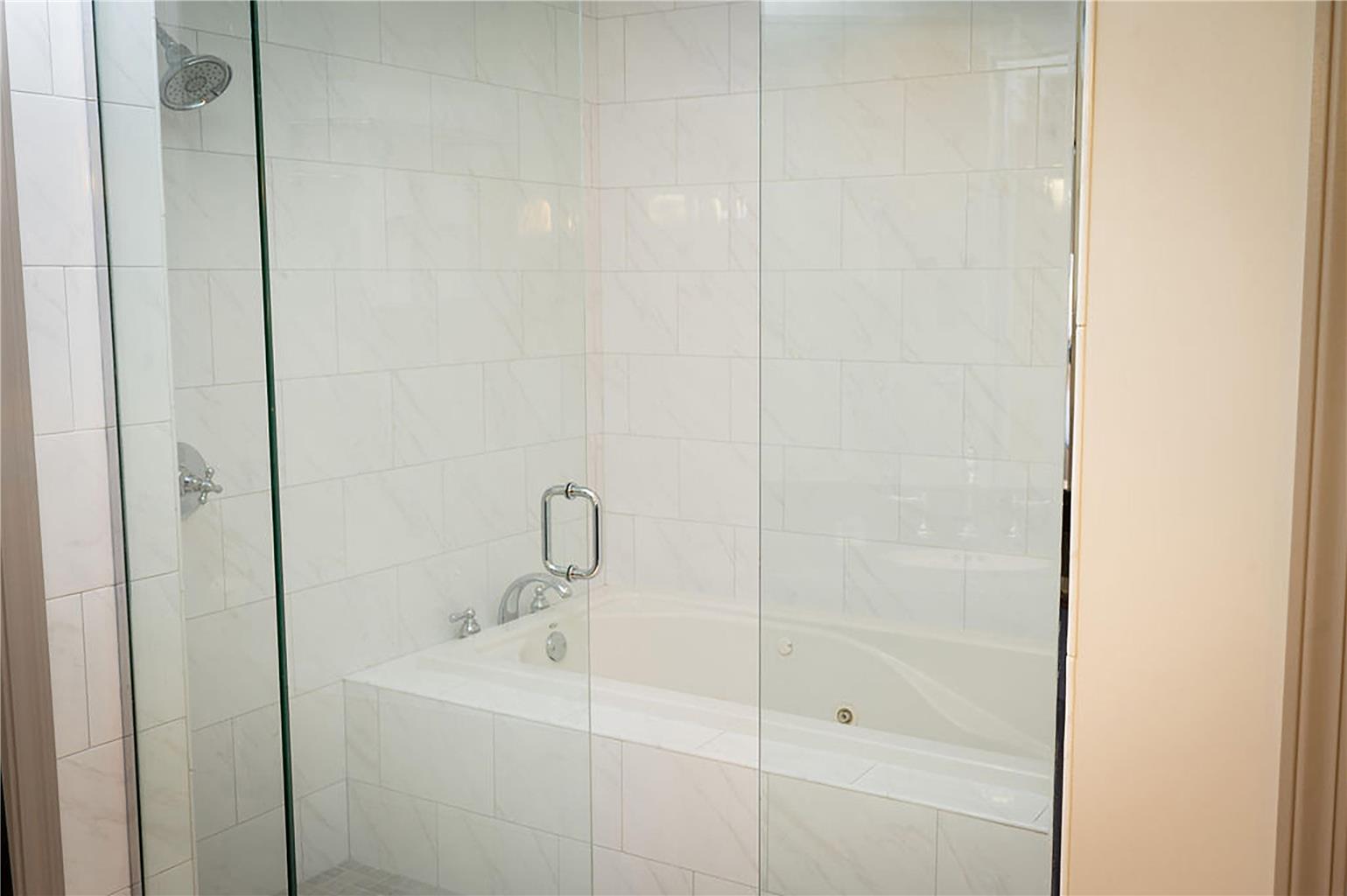 Hilton Orrington/Evanston Image