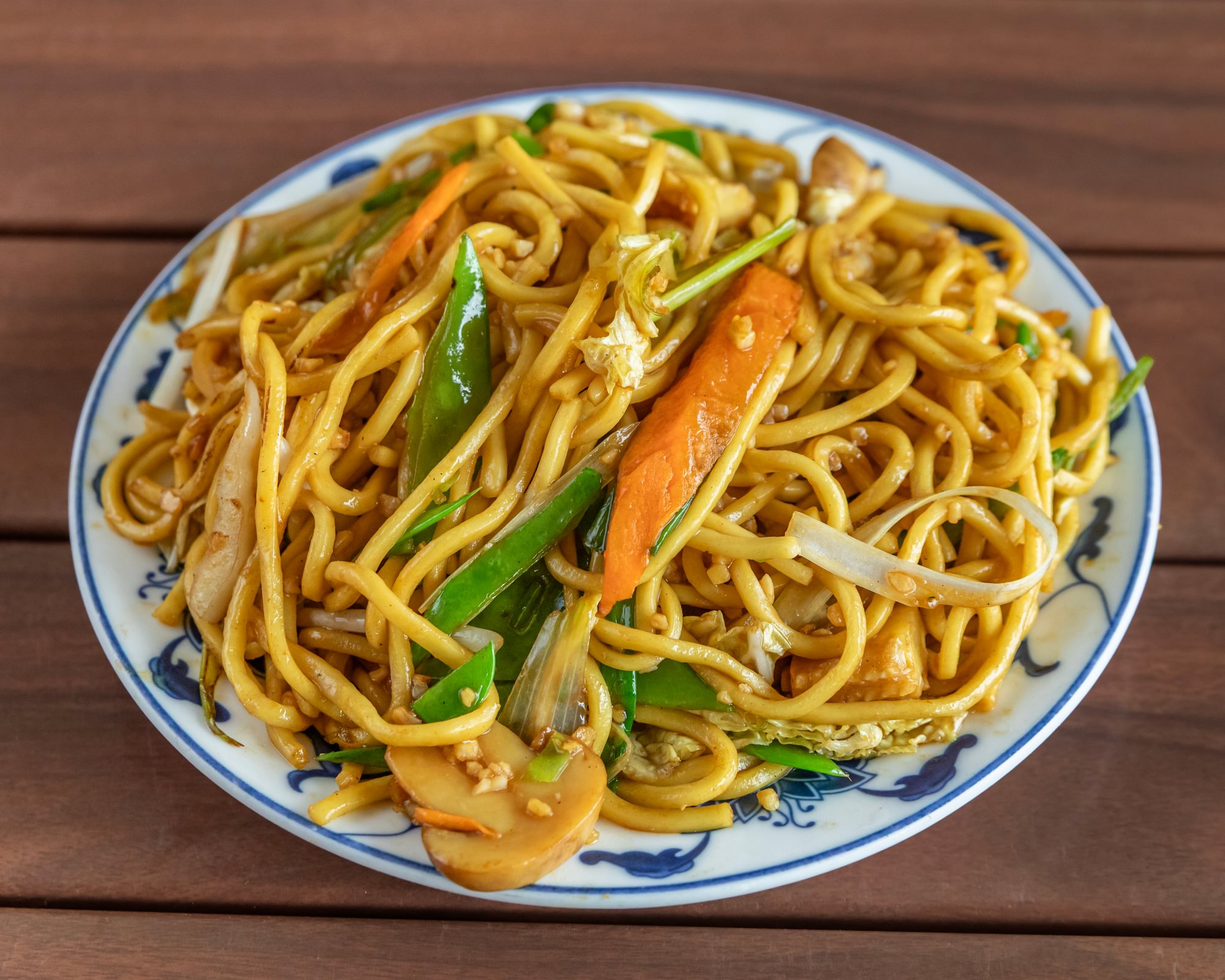 102. Vegetable lo mein