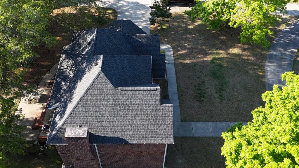 Willis Roofing Image