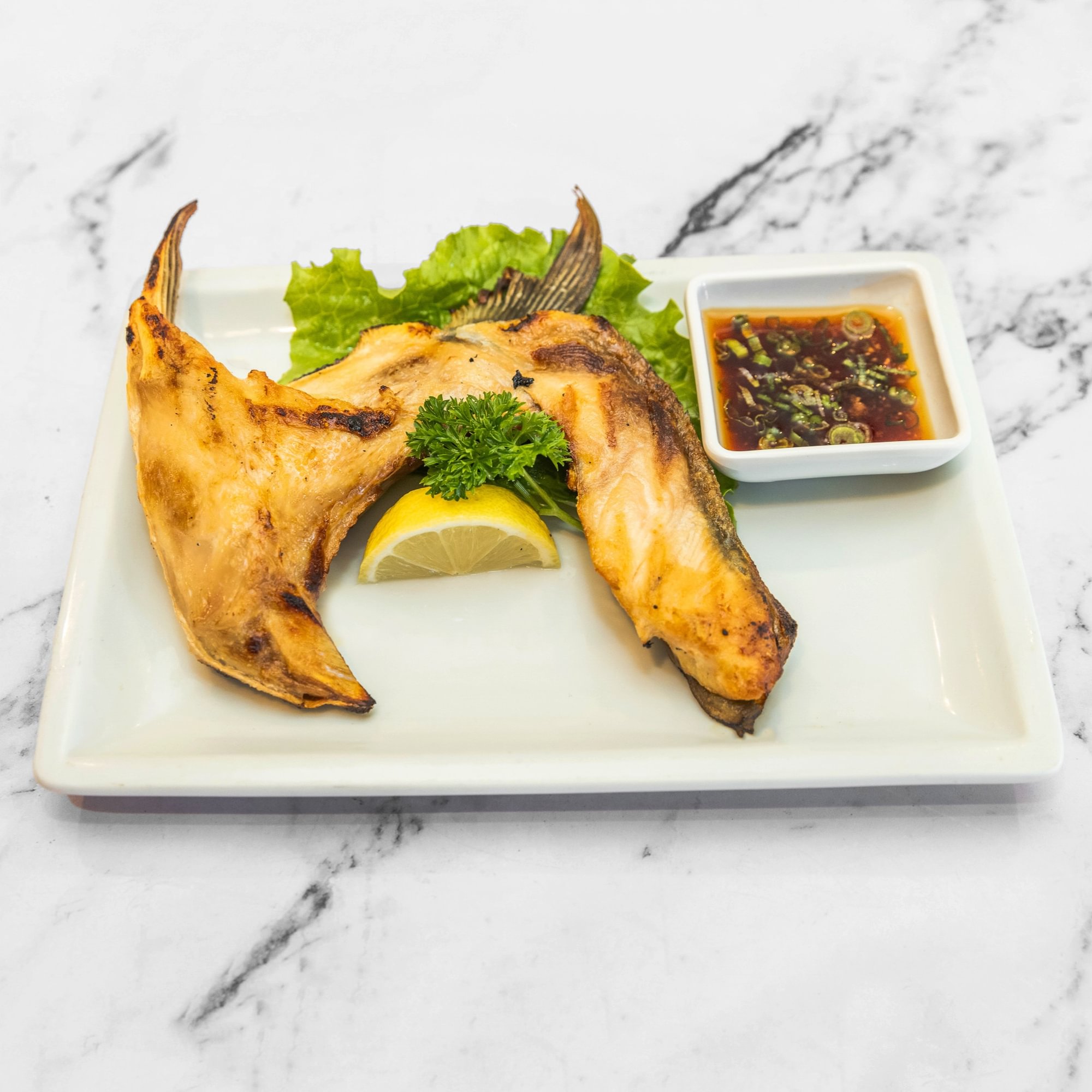 Yellowtail Collar