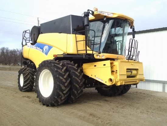 2009 New Holland CR9060