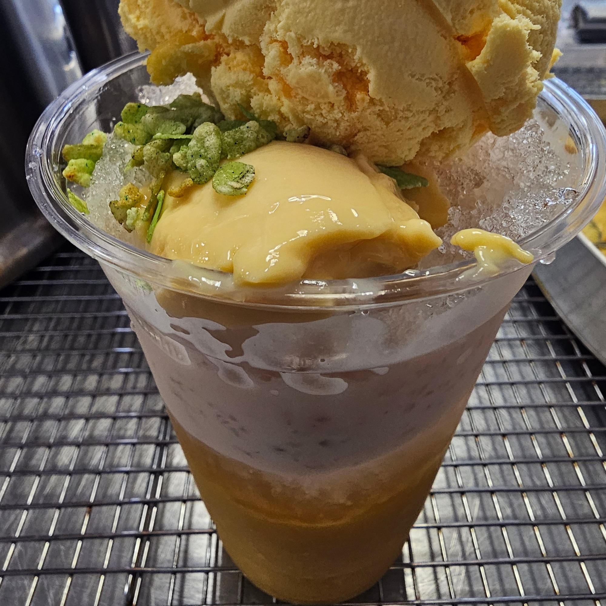 Mais Con Yelo with Ice Cream