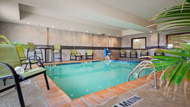 Images Best Western Plus Pratt