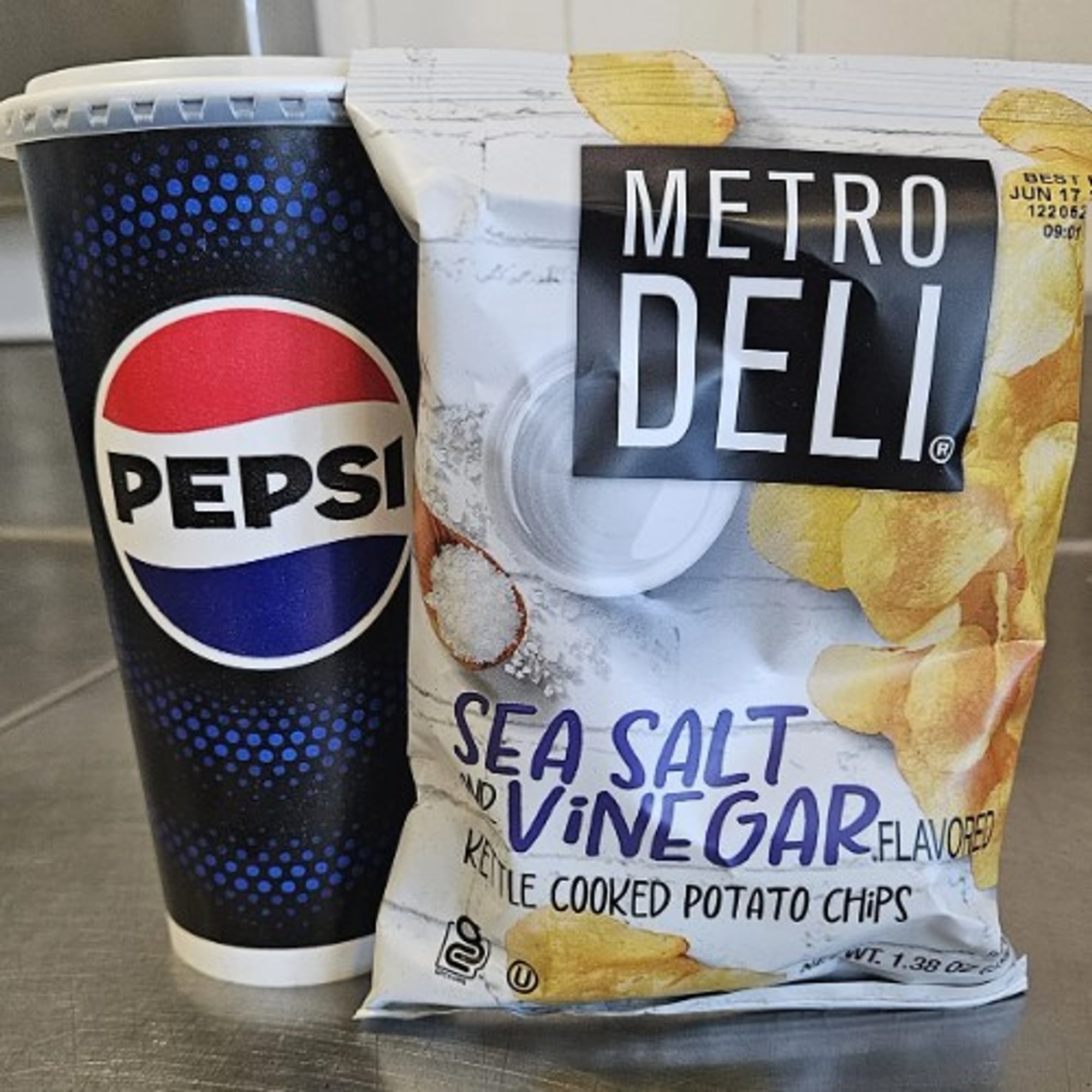 Chips/Fountain Soda with Sandwich