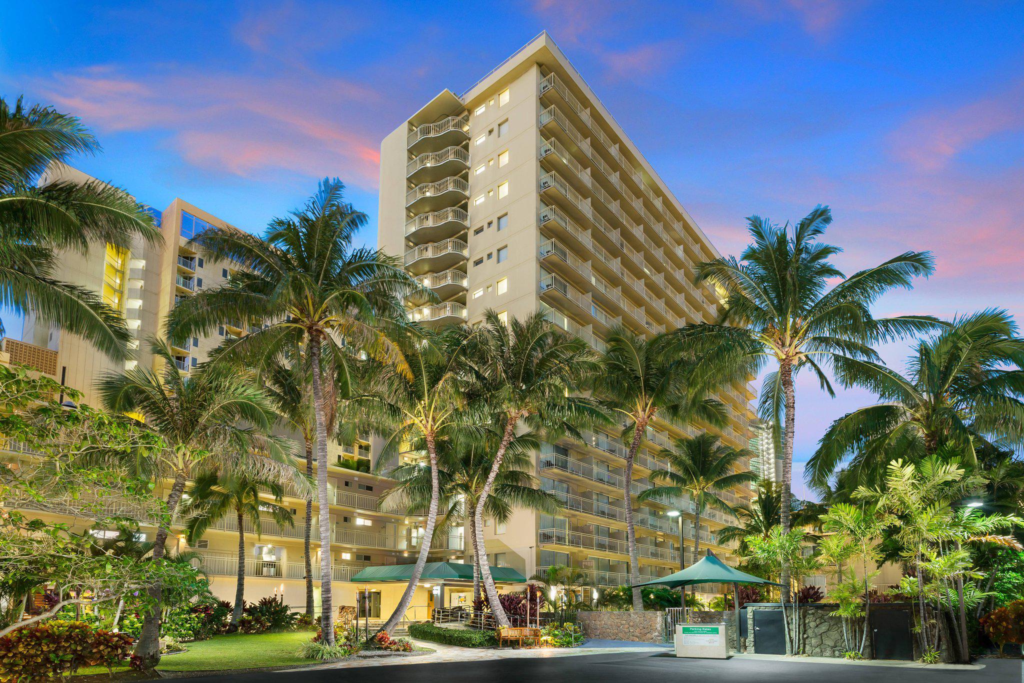 Courtyard by Marriott Waikiki Beach Photo