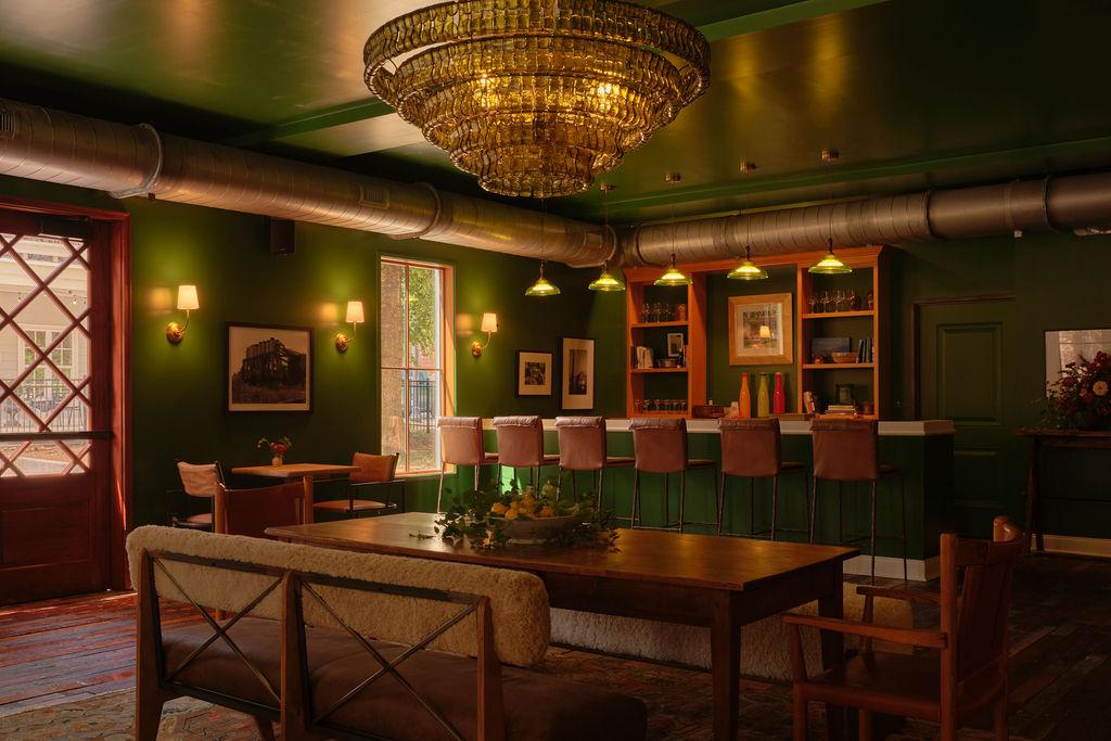 Hotel Leighton Image