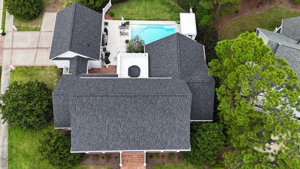 Willis Roofing Image