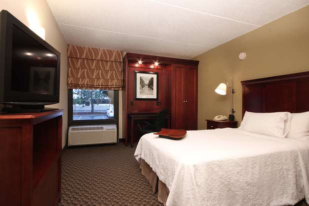 Images Hampton Inn Detroit/Madison Heights/South Troy