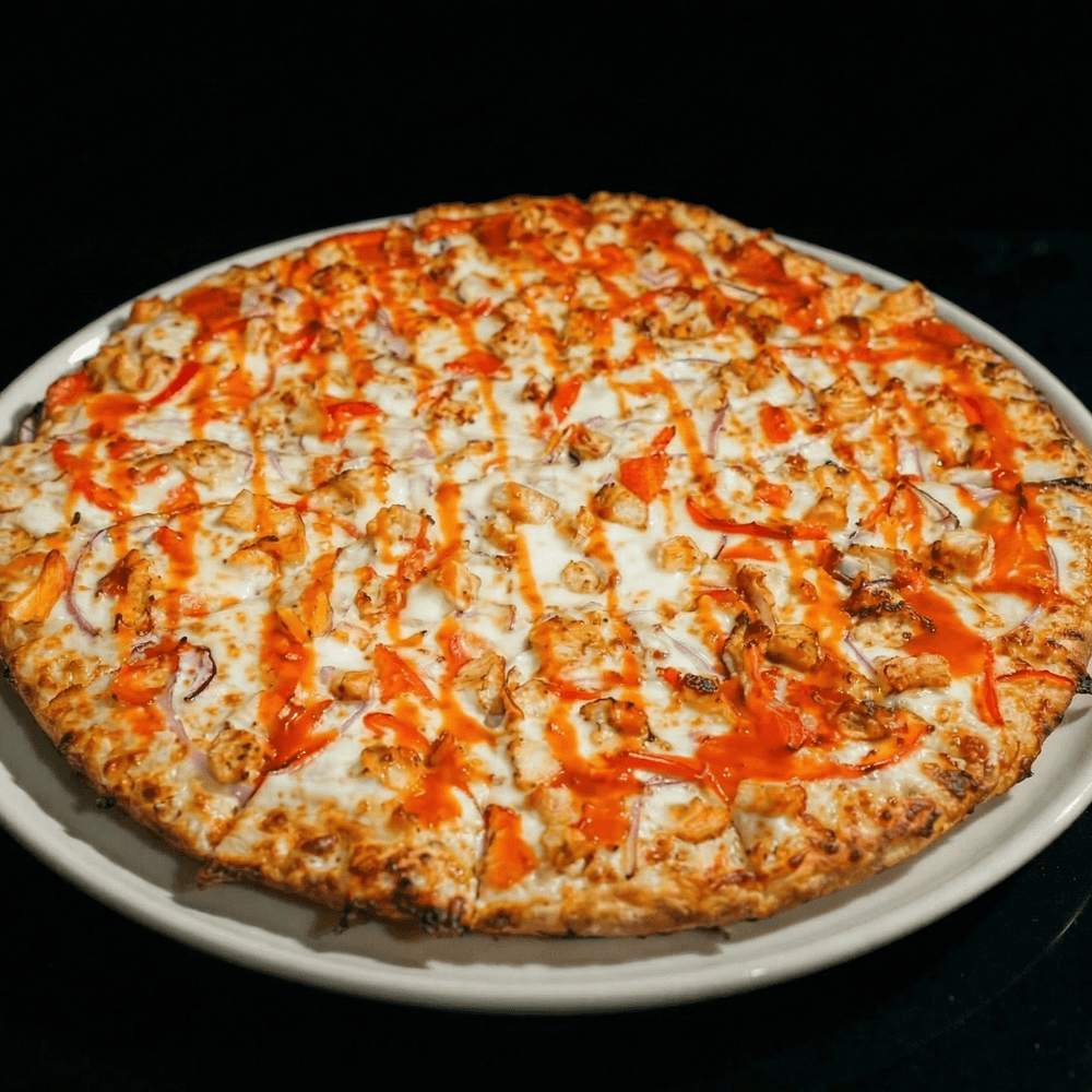 Medium Blazin Buffalo Pizza