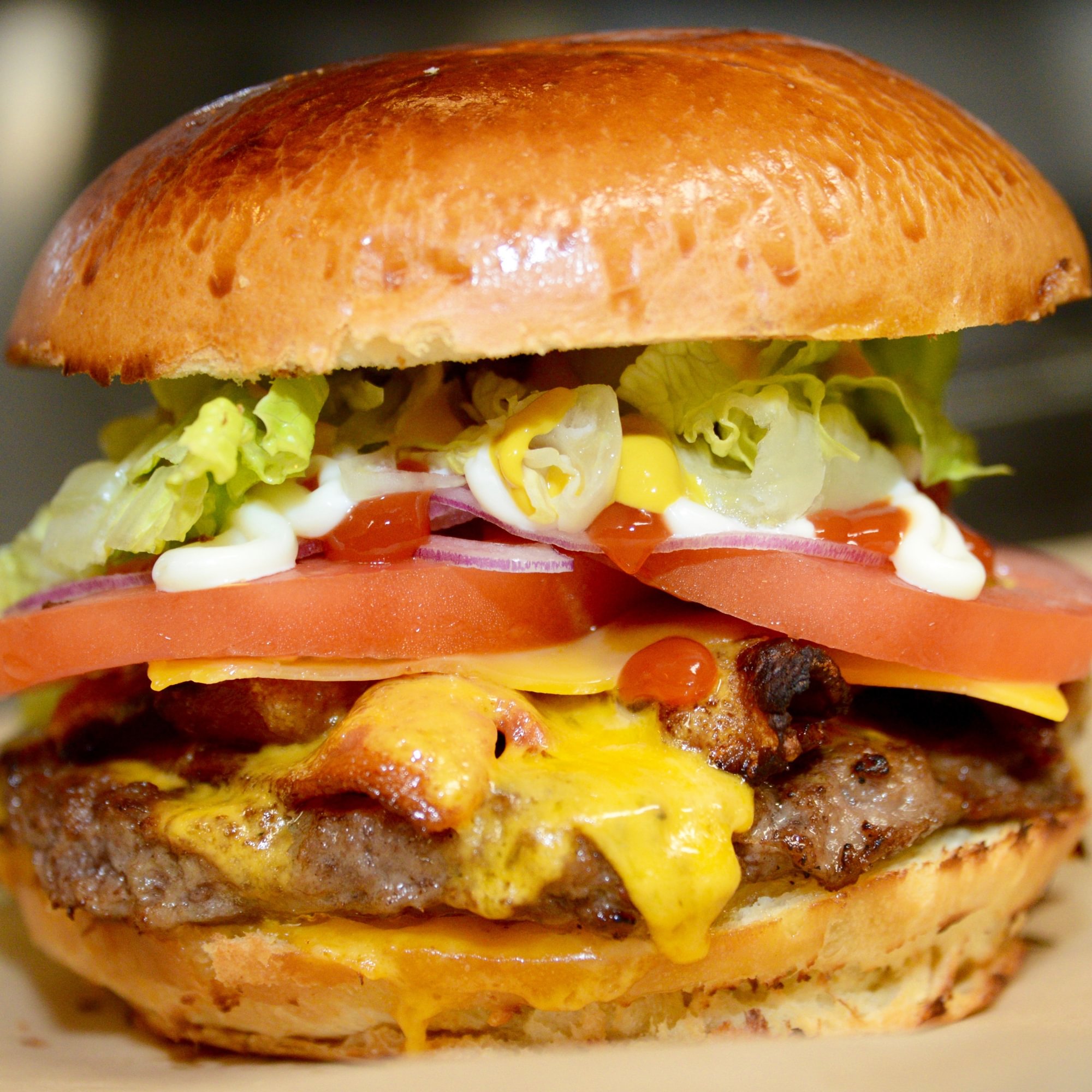 8. Angus beef cheese burger (warm)